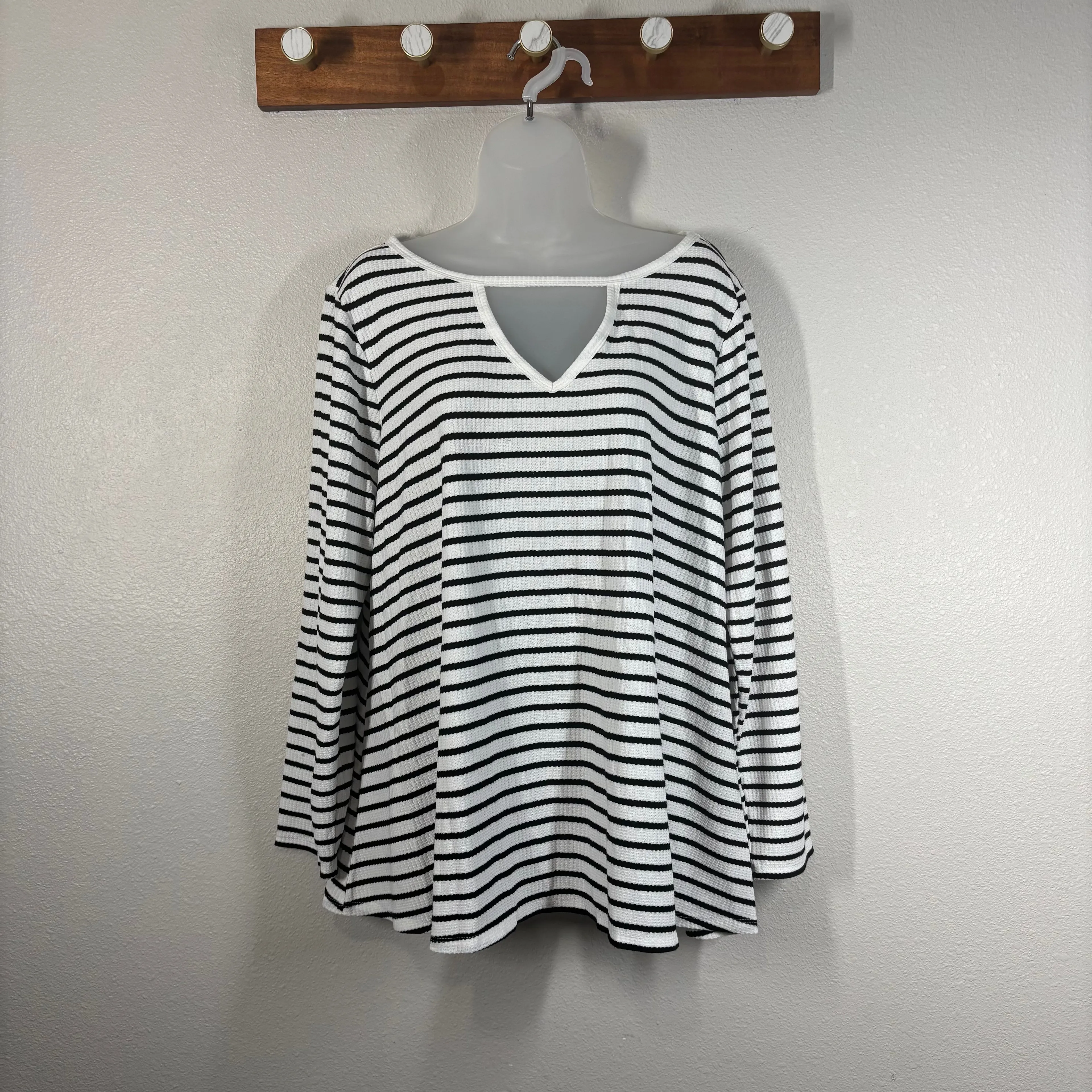 Product image for Lane Bryant Stripes Waffle Knit Long Sleeve Size 18/20