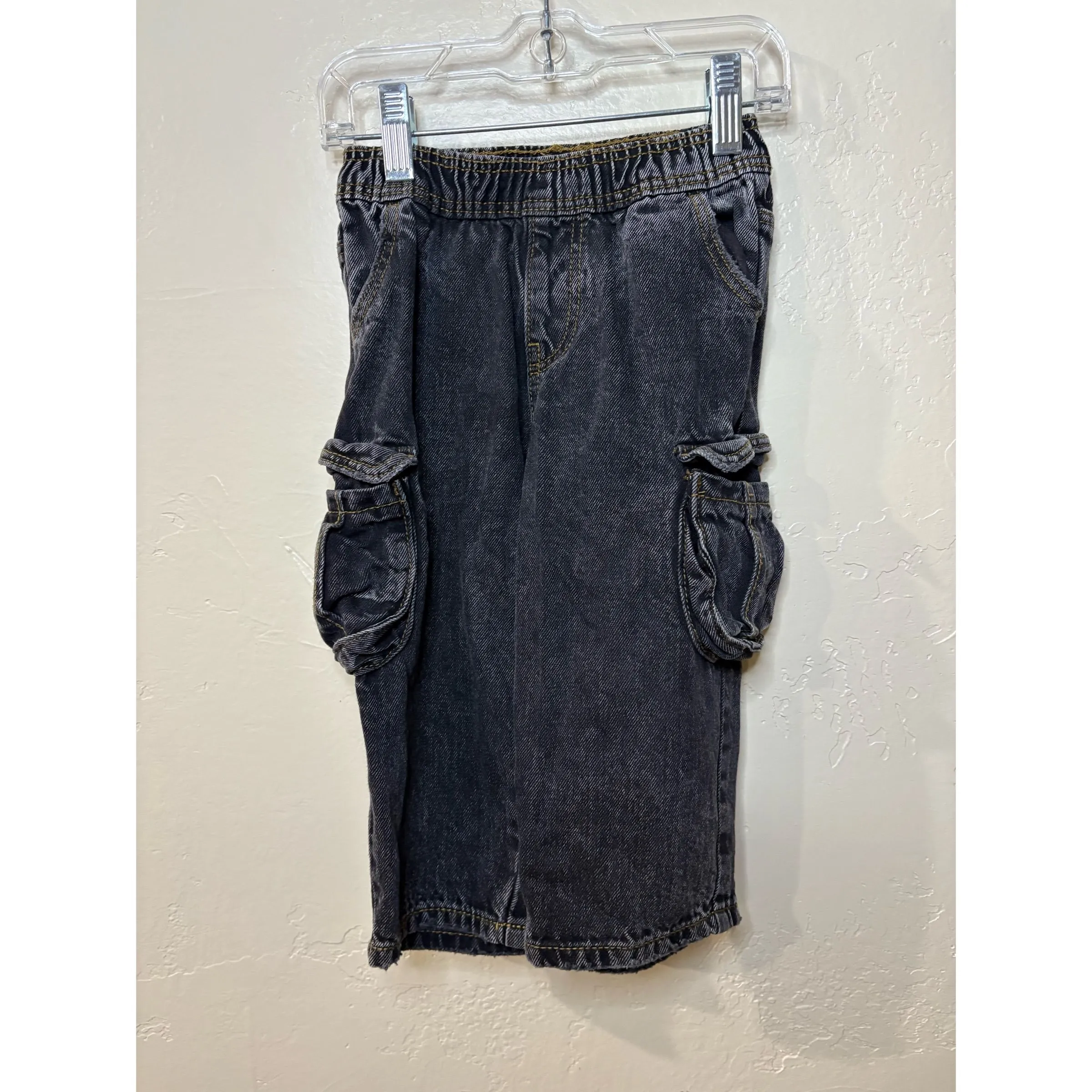 Product image for 109. Zara Baggy Cargo Pants 2T