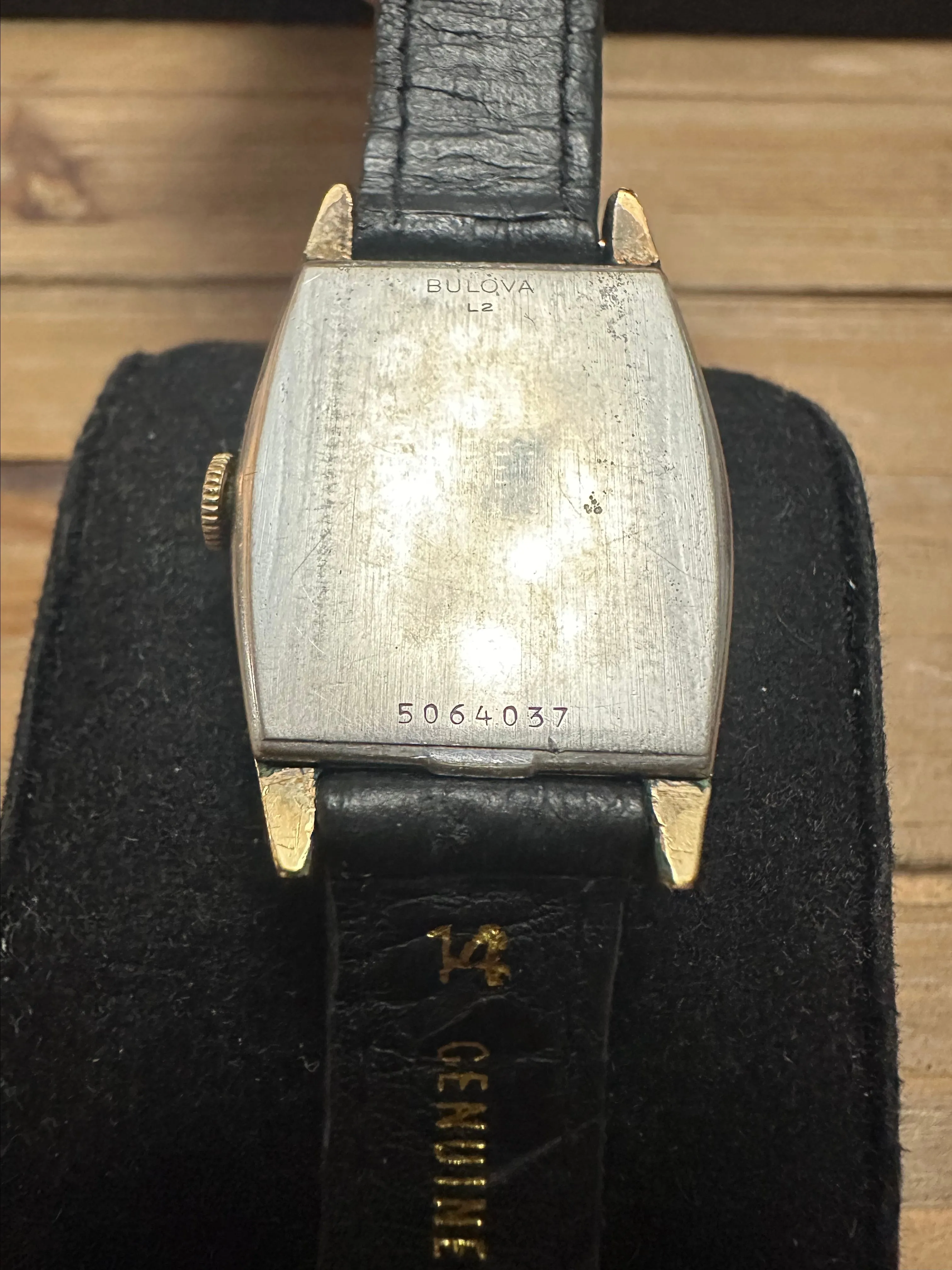 Listing Image Blurred Background