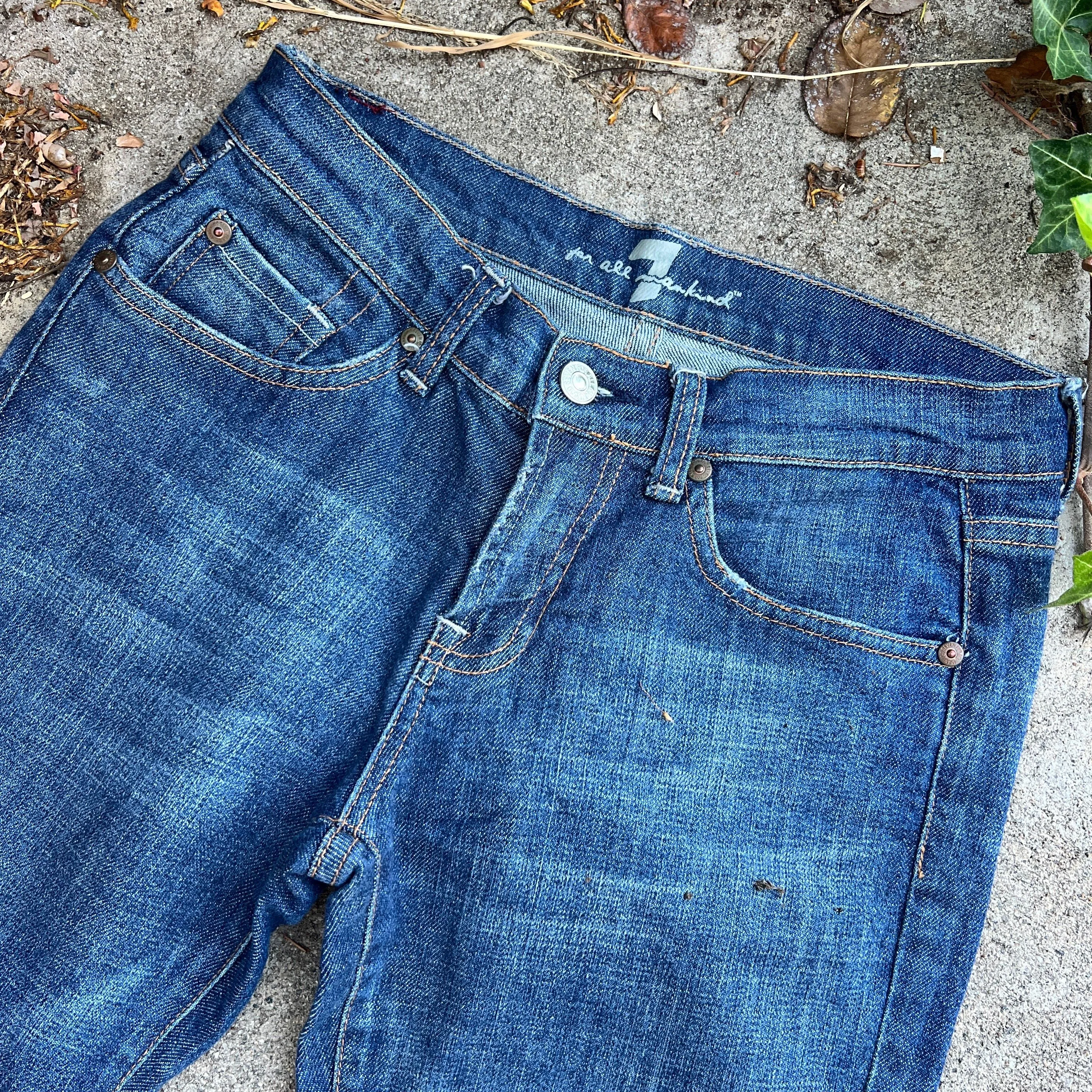 Listing Image Blurred Background
