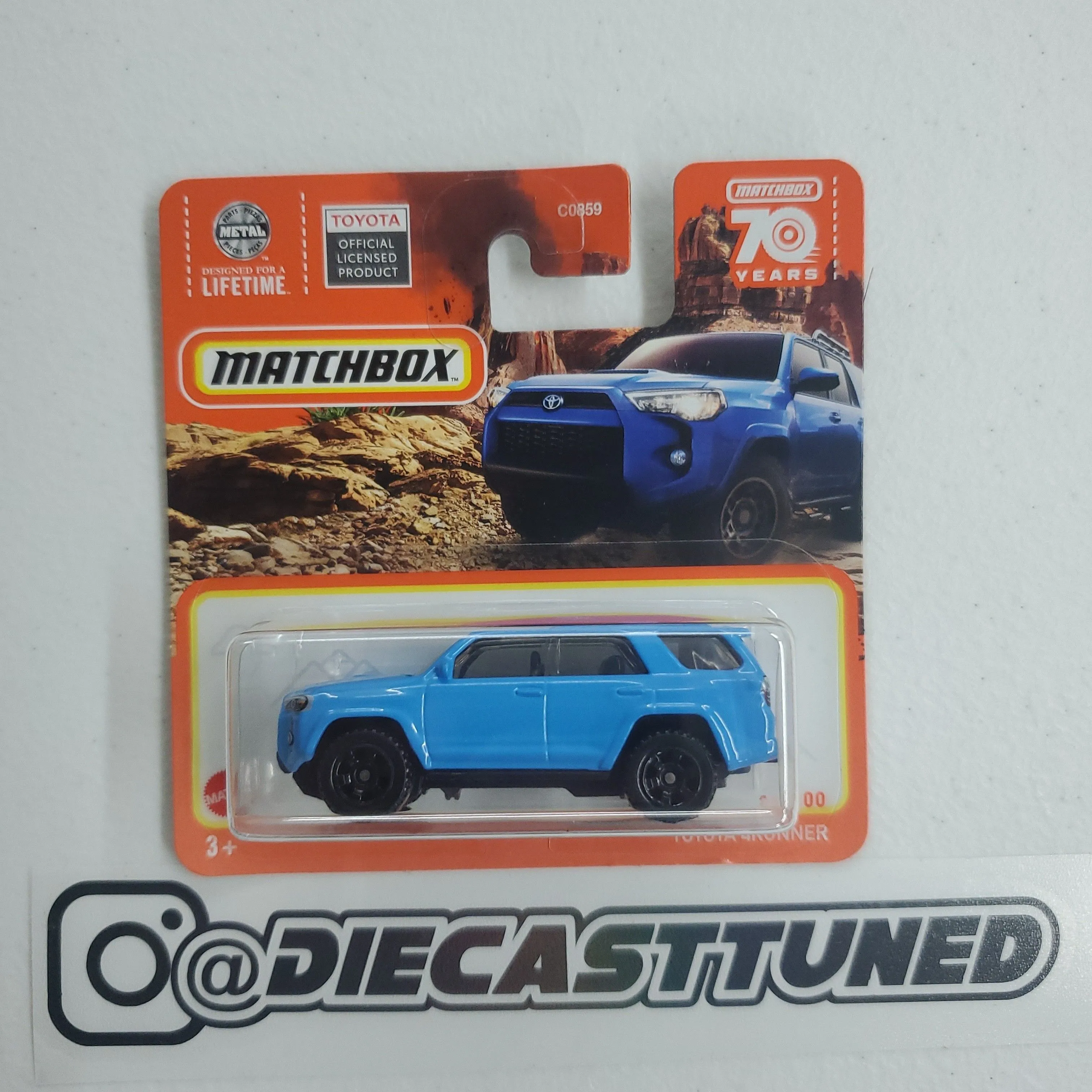 Product image for Toyota 4 Runner Blue Short Card Matchbox 92/100
