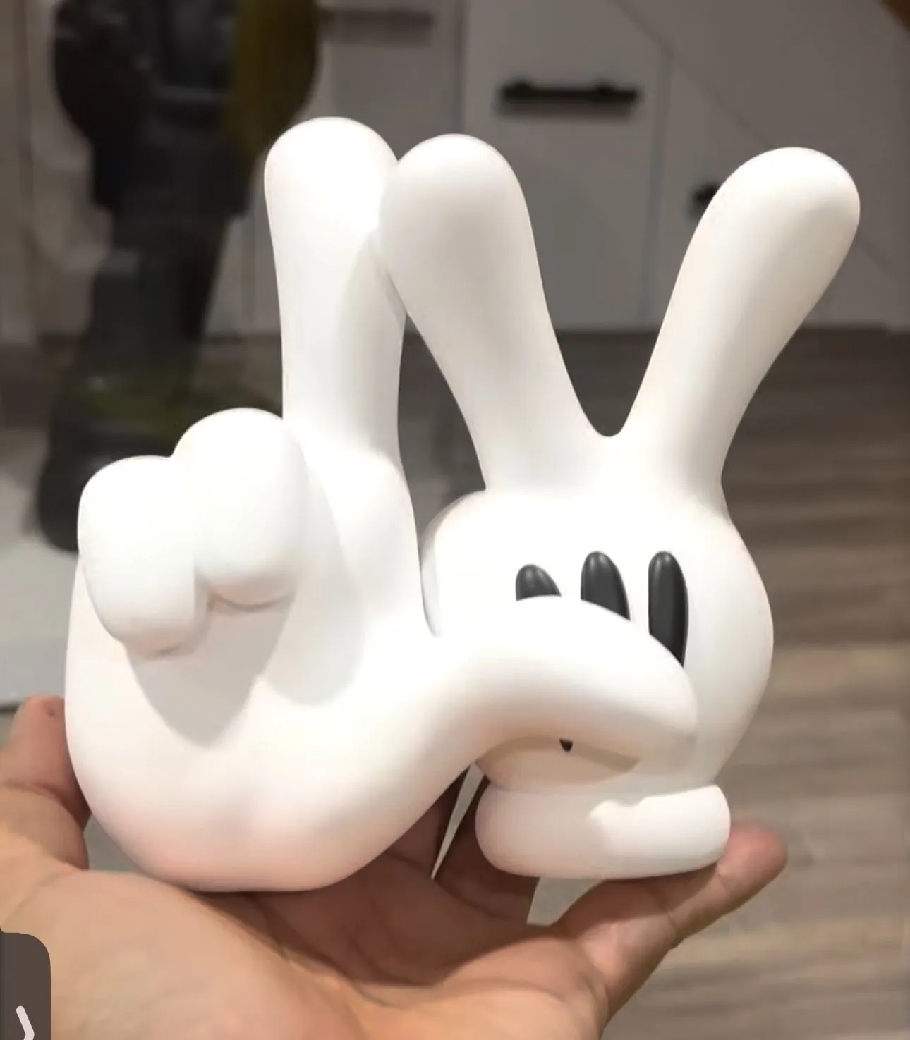 Product image for OG Slick LV Hands Edition