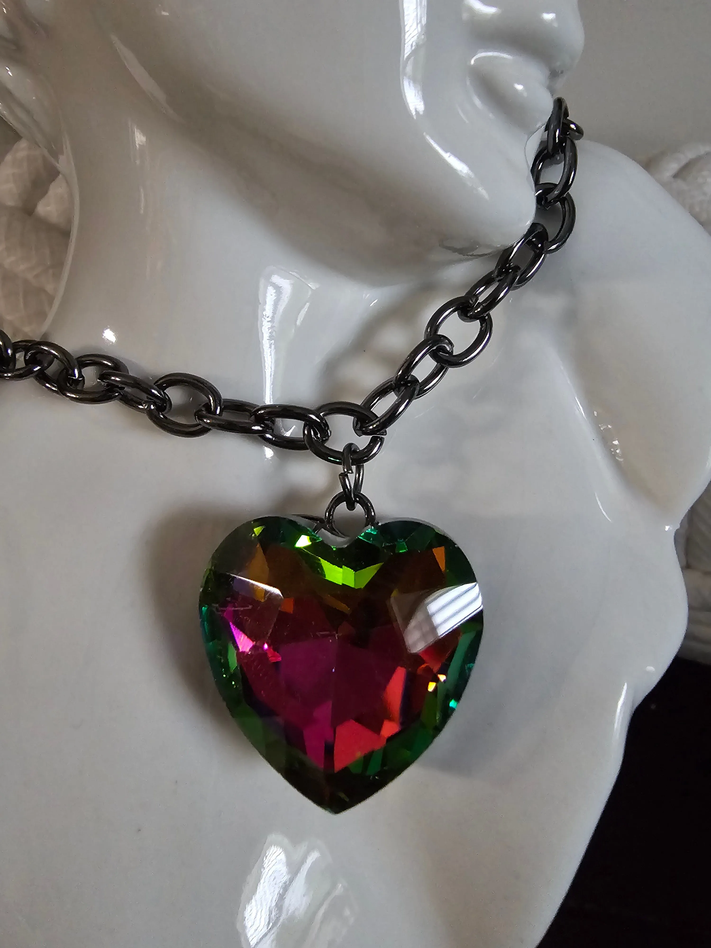 Product image for Paparazzi Heart of the ocean gun metal 22" necklace