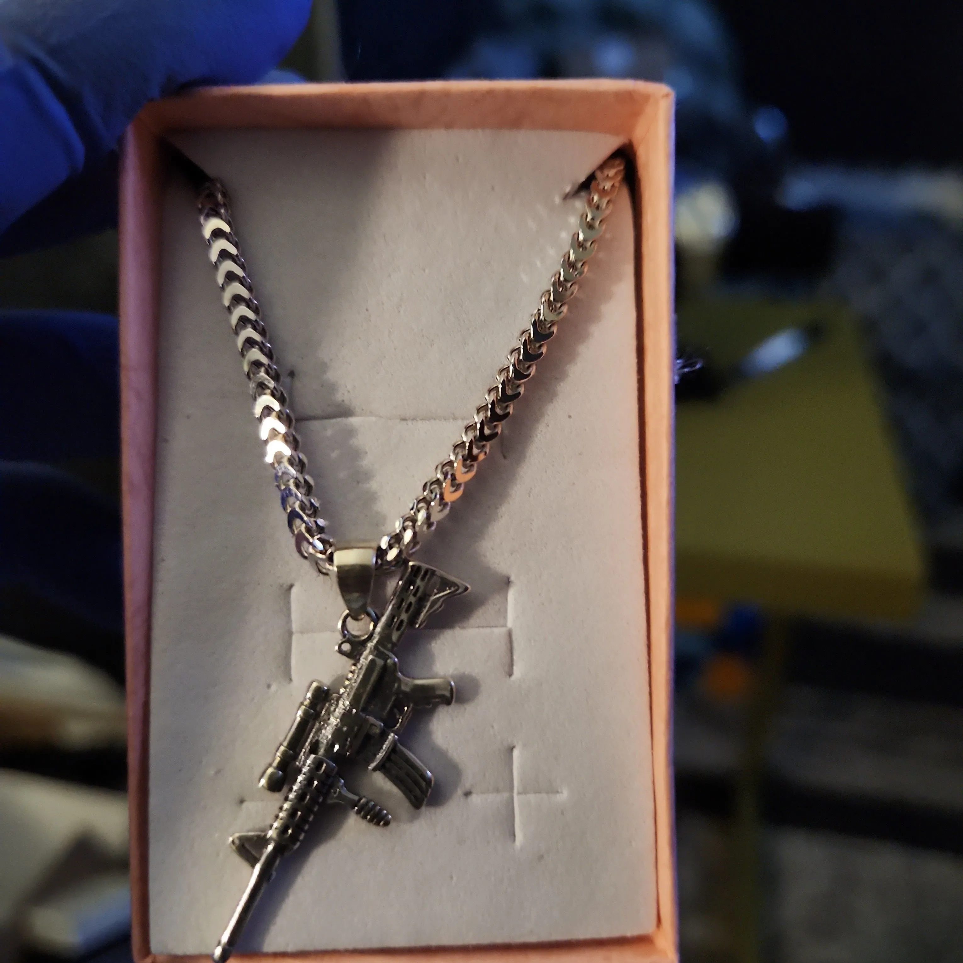 Product image for 26" 3mm. 925 Rhodium plated Franco w/rhodium plated M4 gun pendant