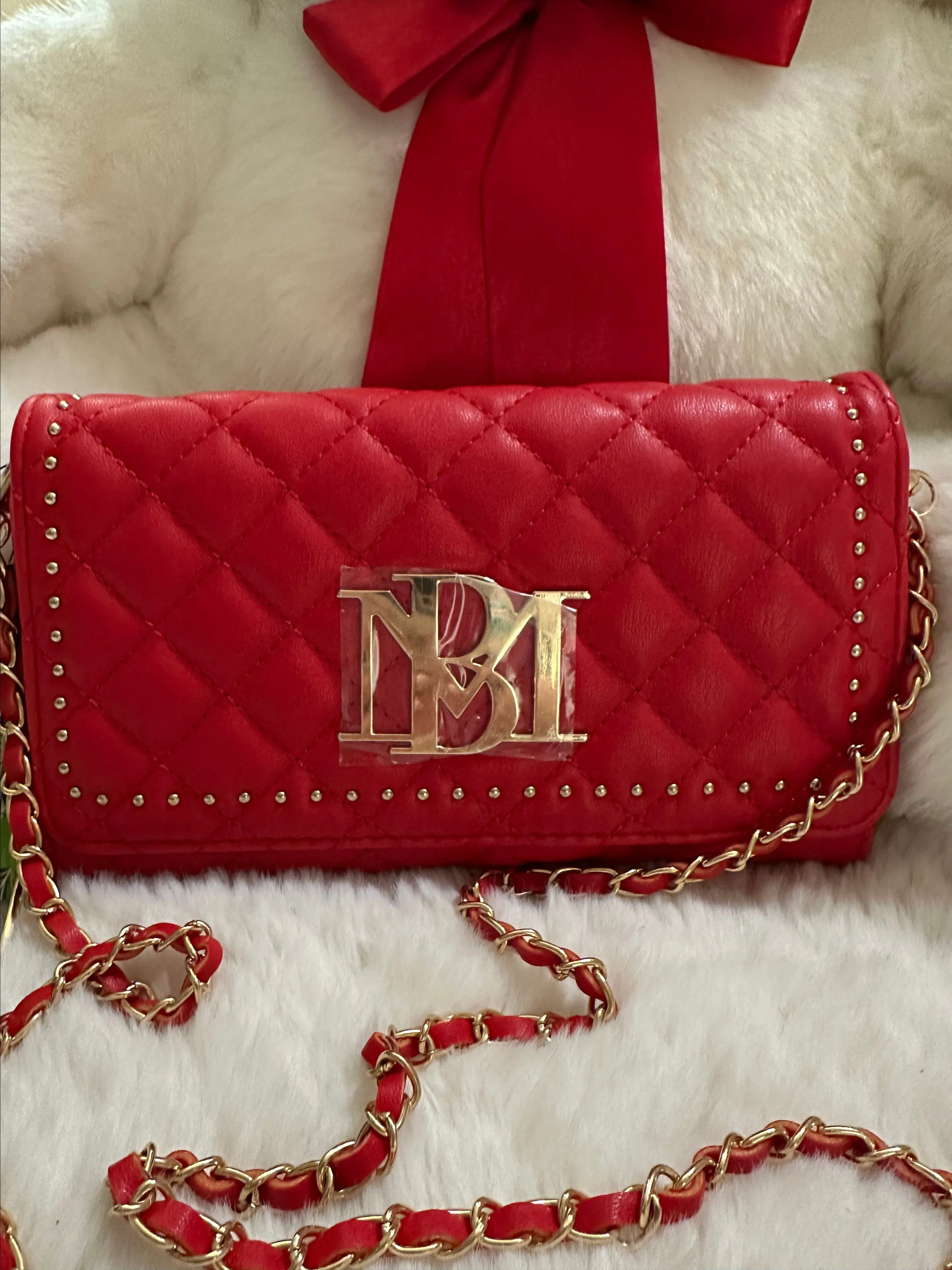 Product image for 309. NEW! Beautiful Badgley Mischka wallet on a string quilted handbag or crossbody  red color