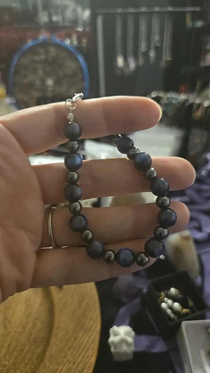 955d0103-aeb7-4e42-abb6-e4ed79046652
