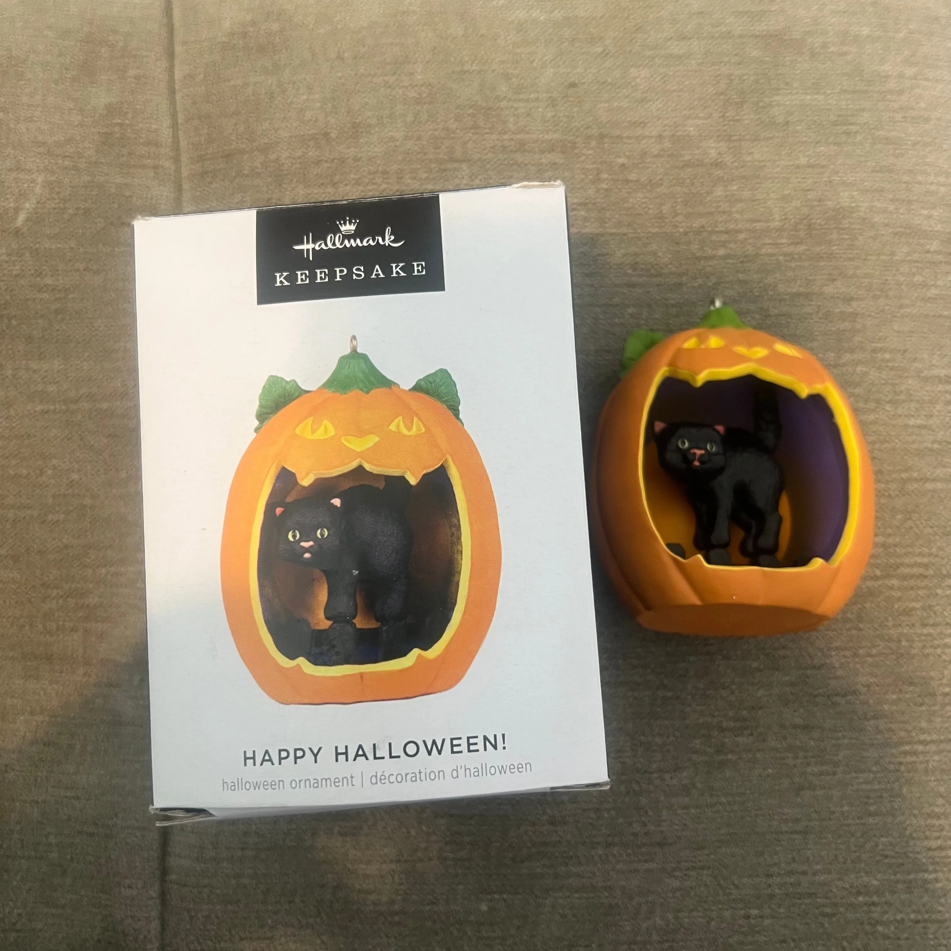 Product image for 2023 Hallmark Keepsake Happy Halloween Black Cat Jack-O-Lantern Pumpkin Series