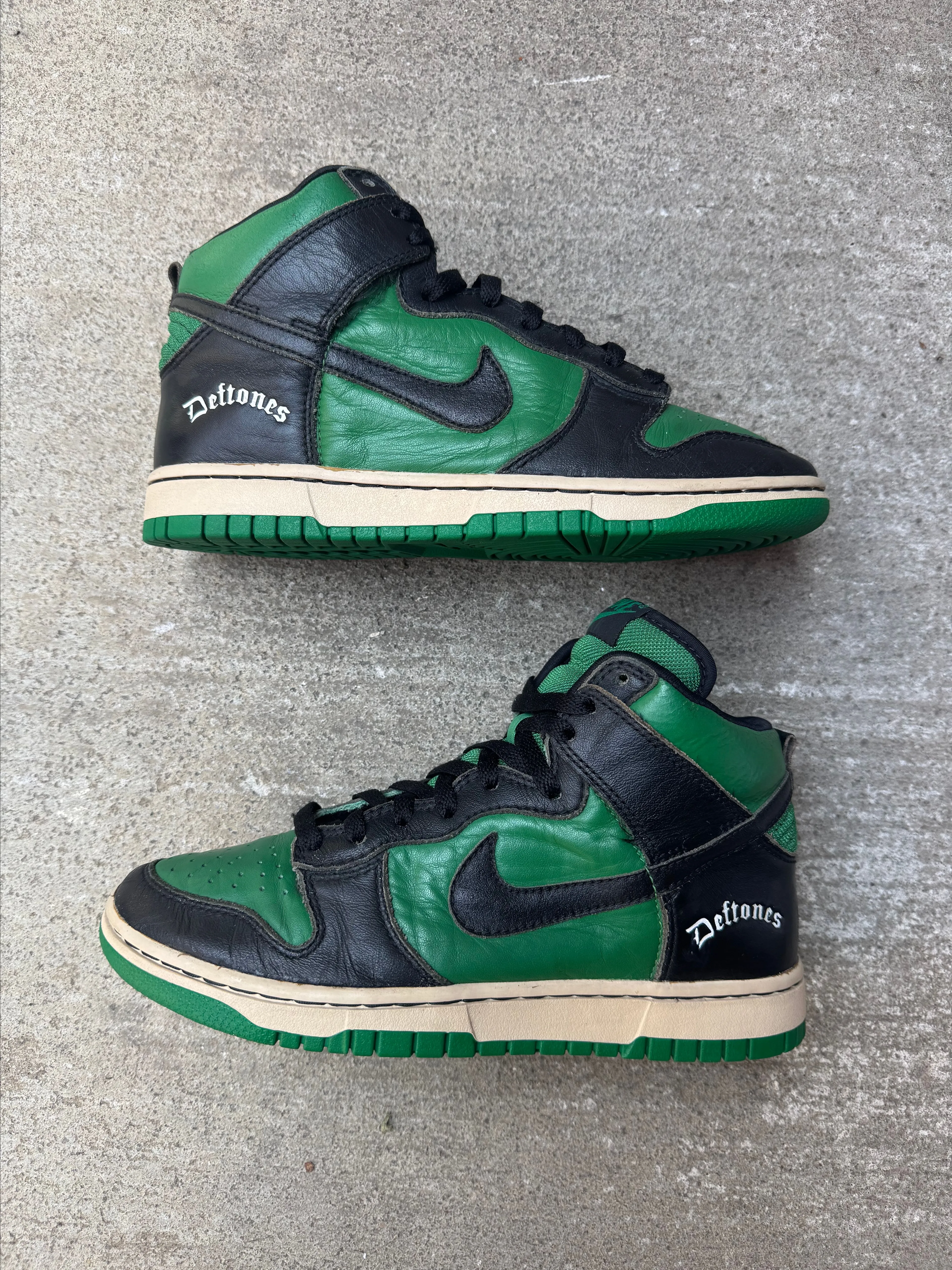nike dunk high deftones