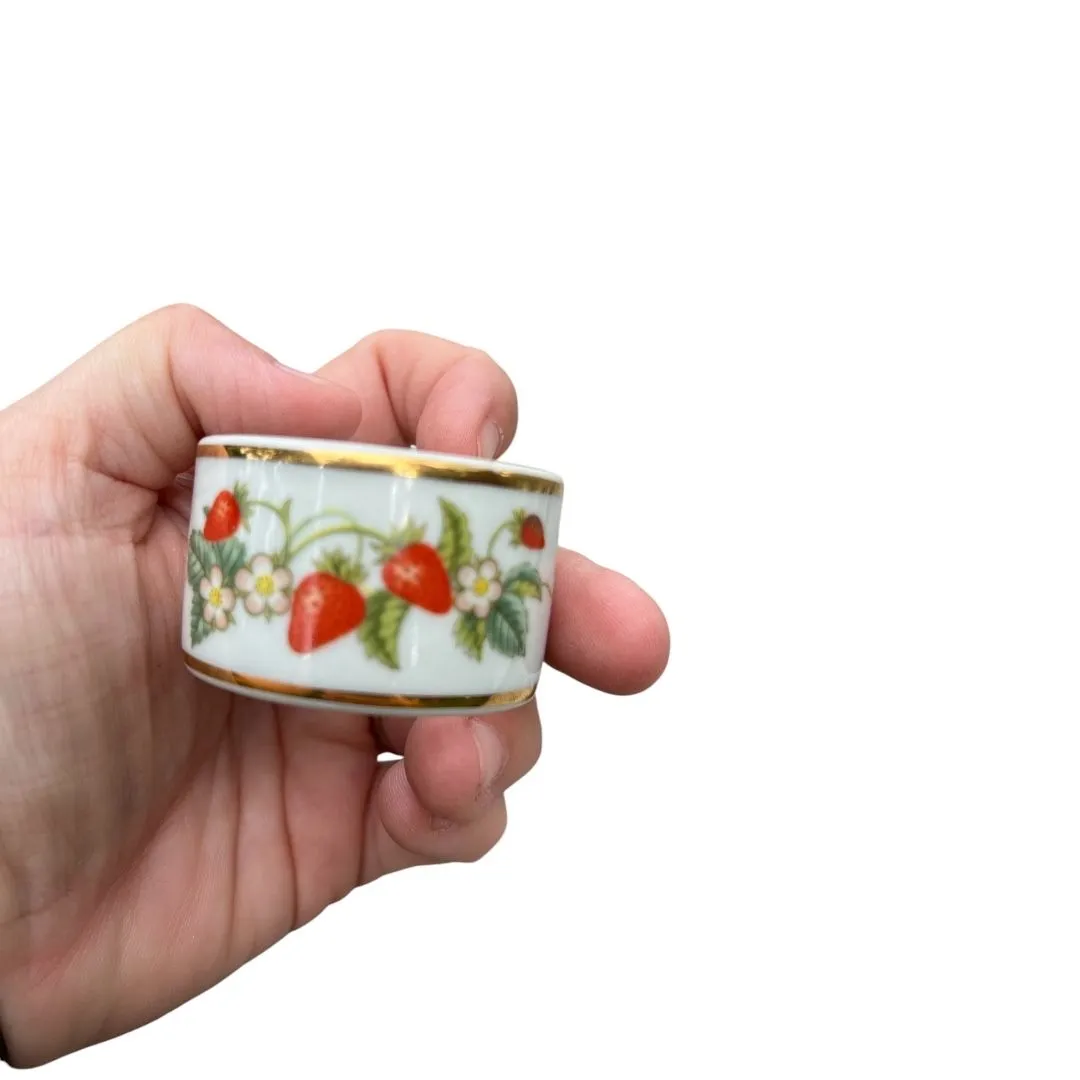Product image for Vintage AVON Porcelain China Napkin Rings - Set of 5 - Strawberry Motif - 1978
