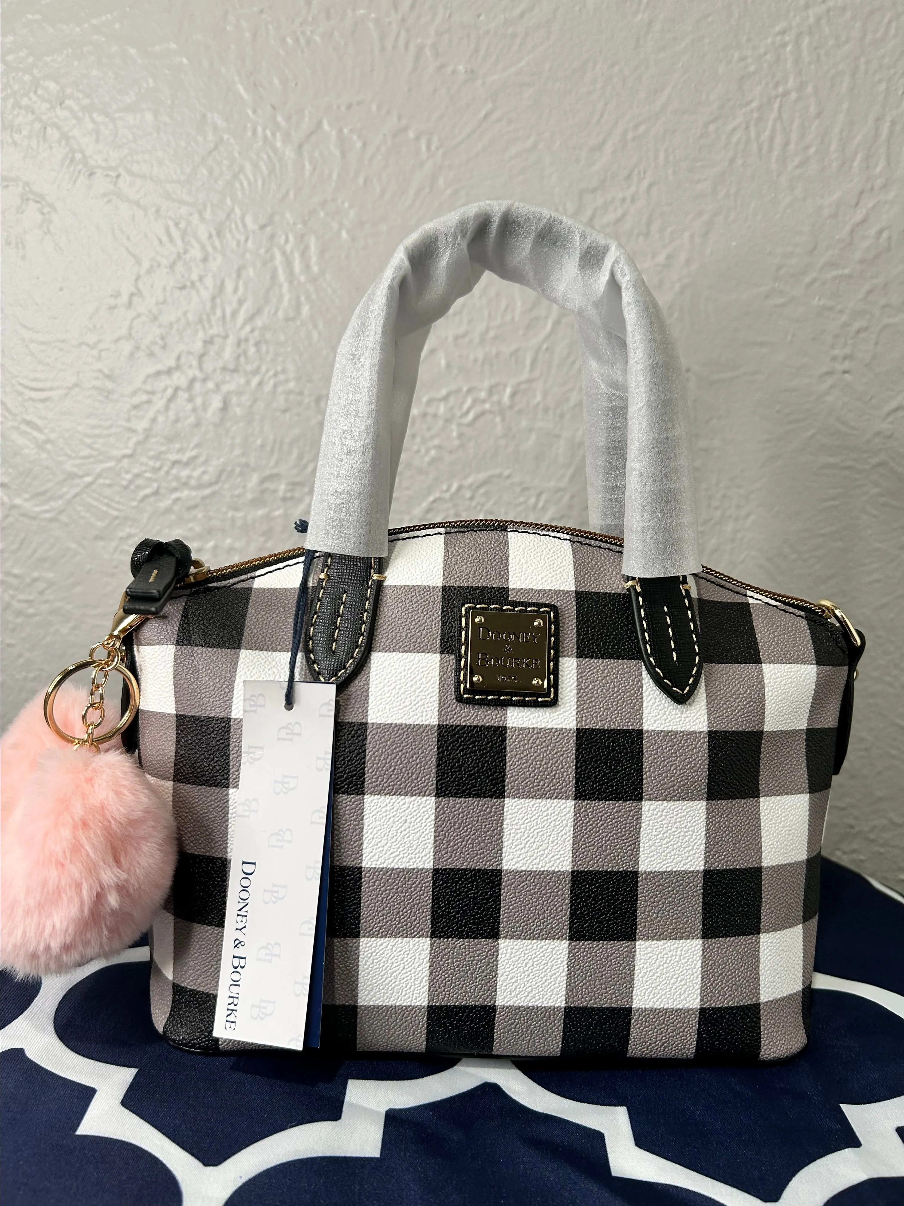 Product image for NWT Dooney & Bourke Tucker Ruby