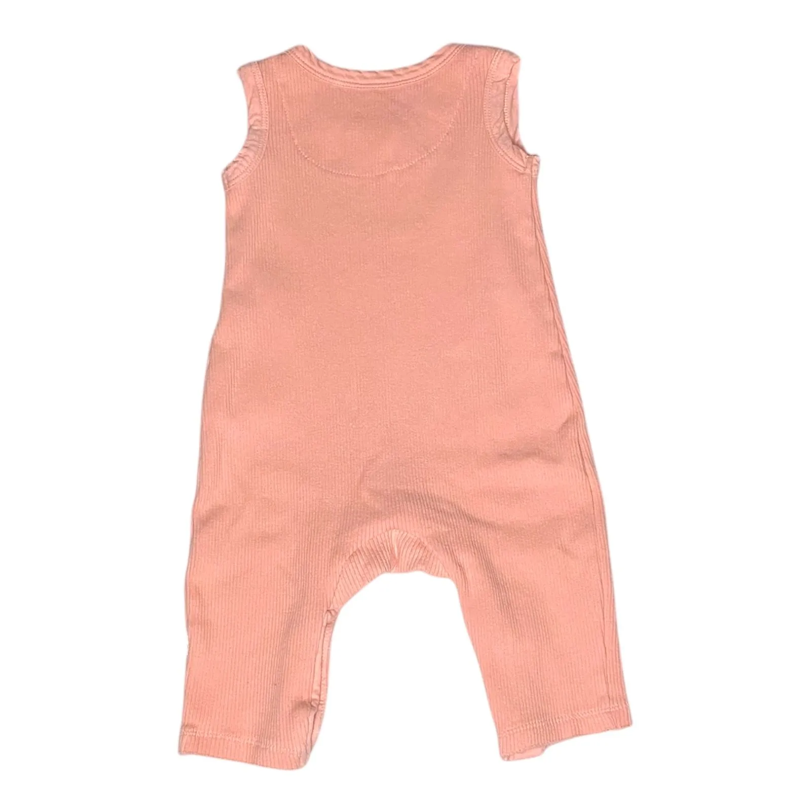 Listing Image Blurred Background