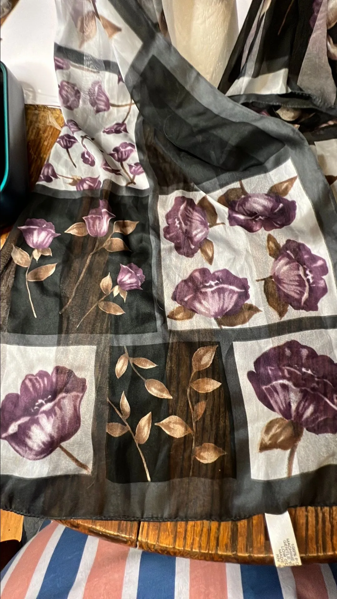 Listing Image Blurred Background