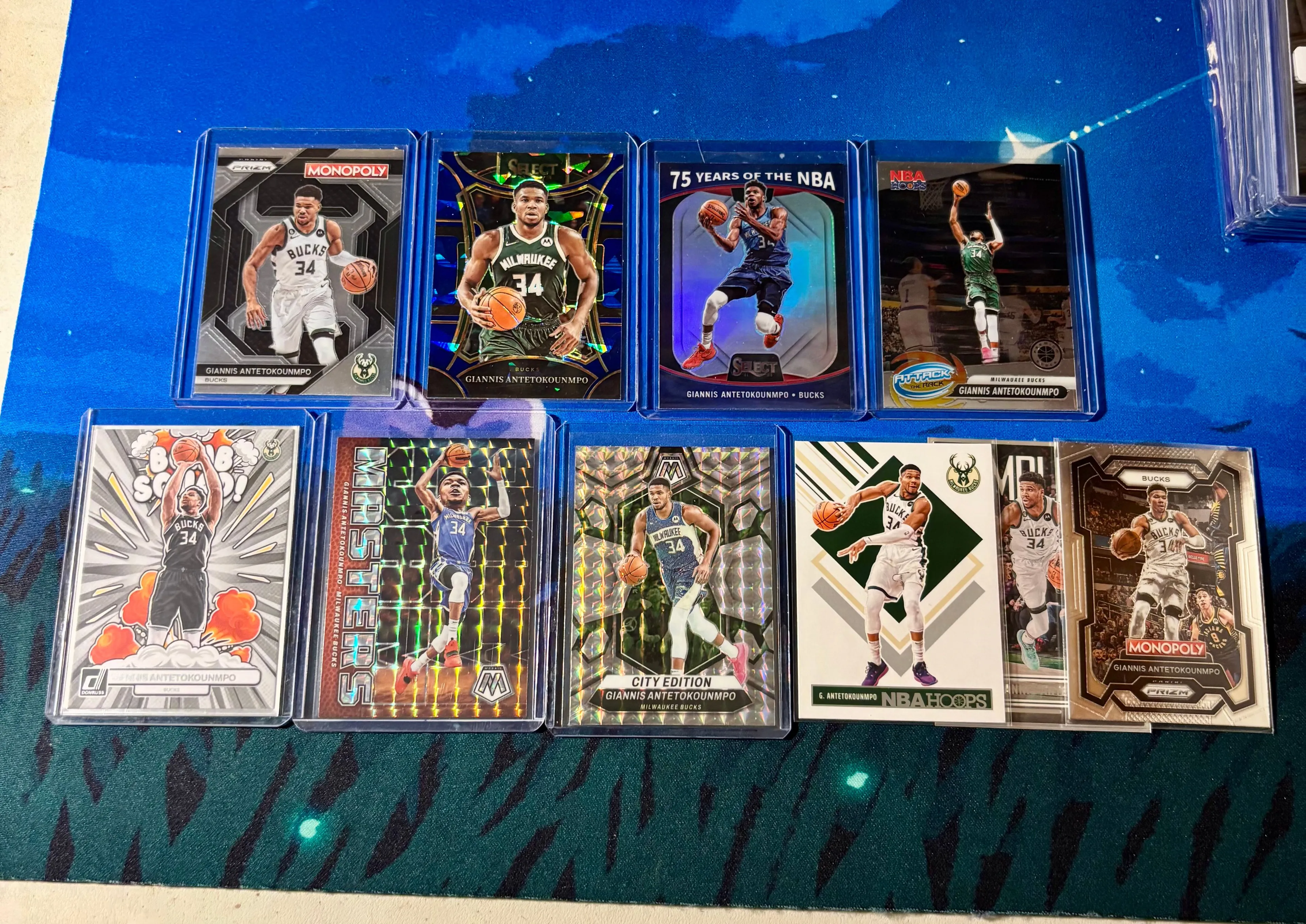 Product image for Giannis Antetokounpo Basketball Cards Lot x10