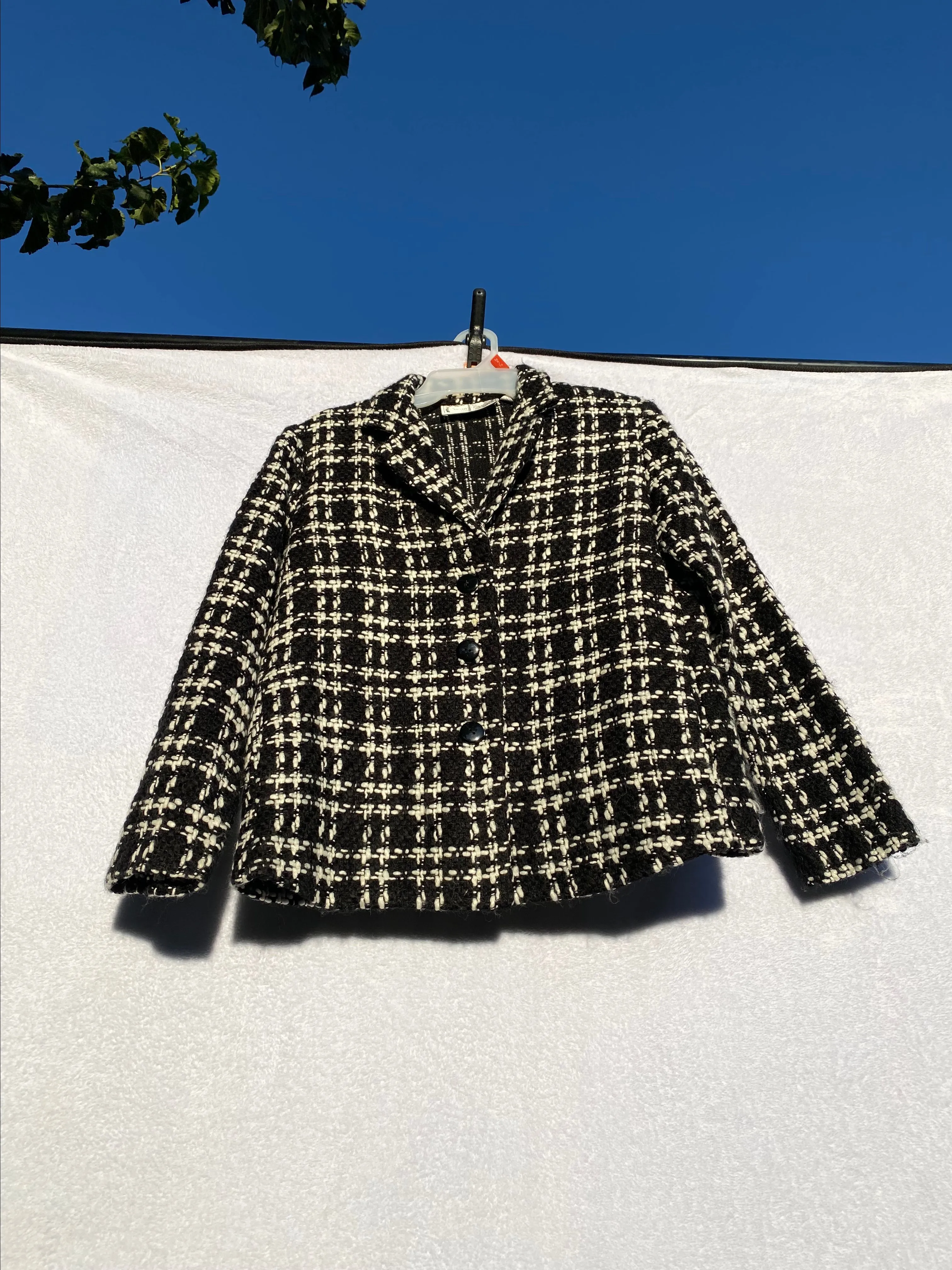 Product image for RARE Sarah Bentley Petite PS Thick Stitch Knit Blazer Coat Jacket Black & White