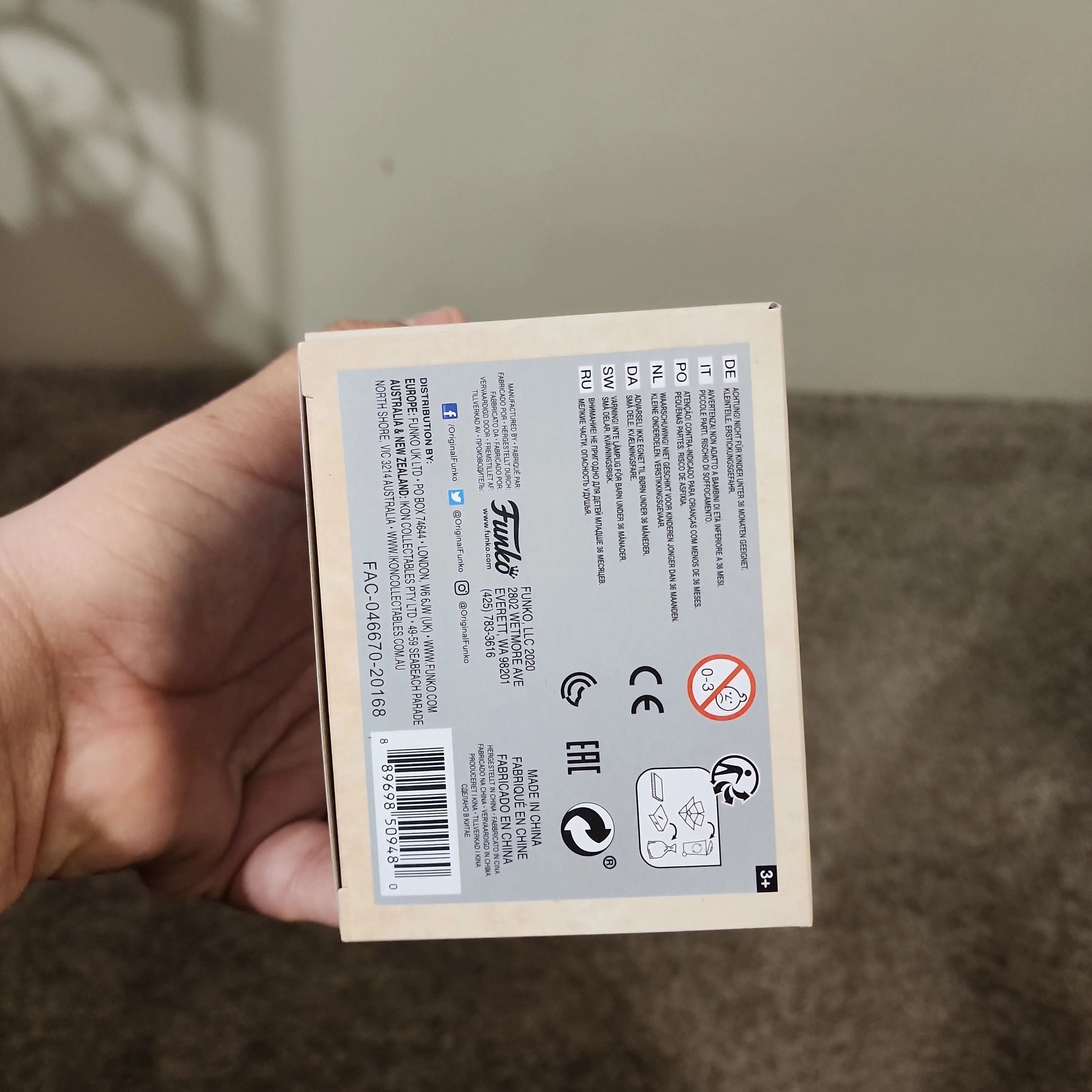 Listing Image Blurred Background
