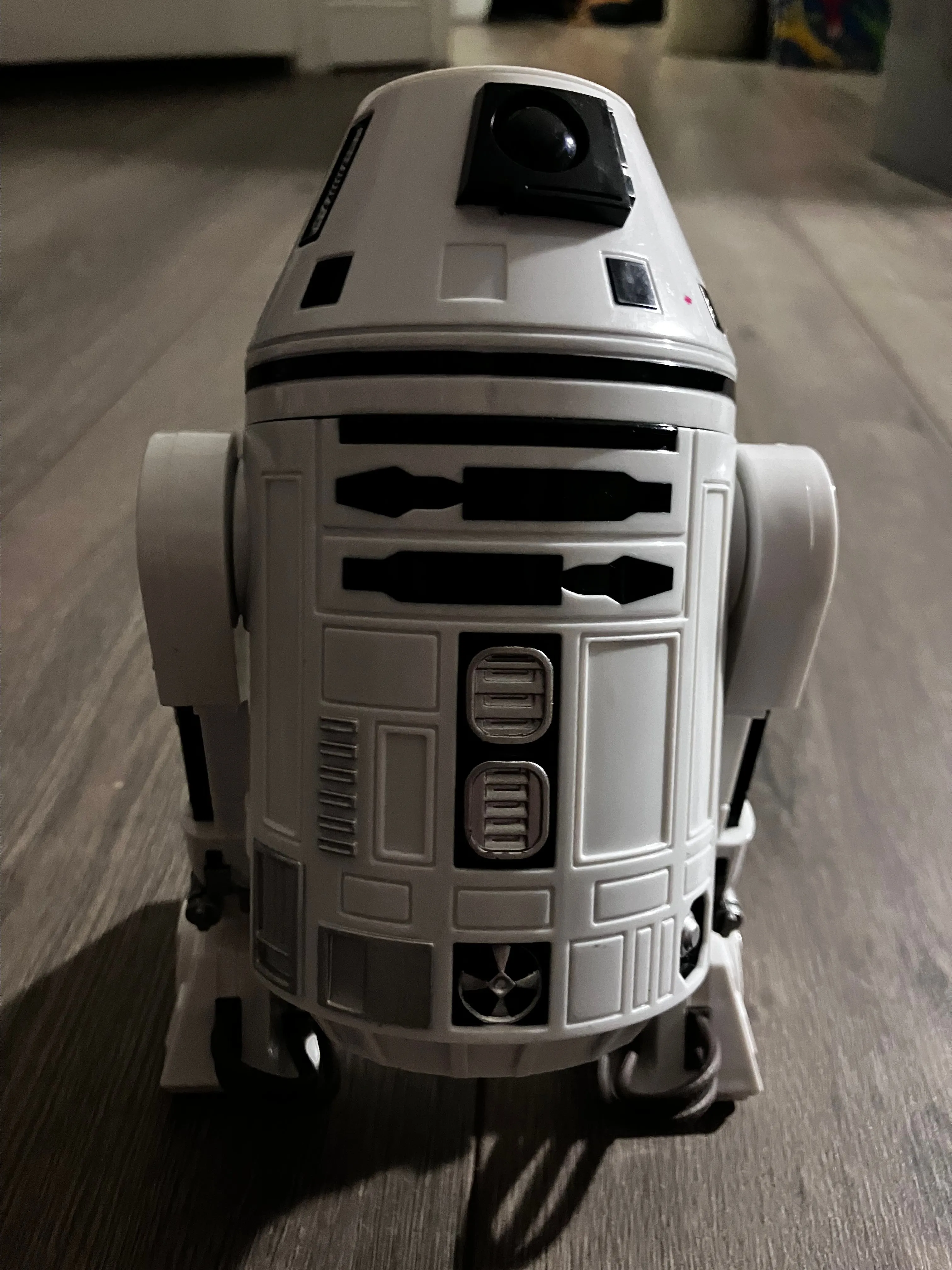 Product image for Star Wars The Force Awakens Hasbro 7” RO-4LO Droid Figure