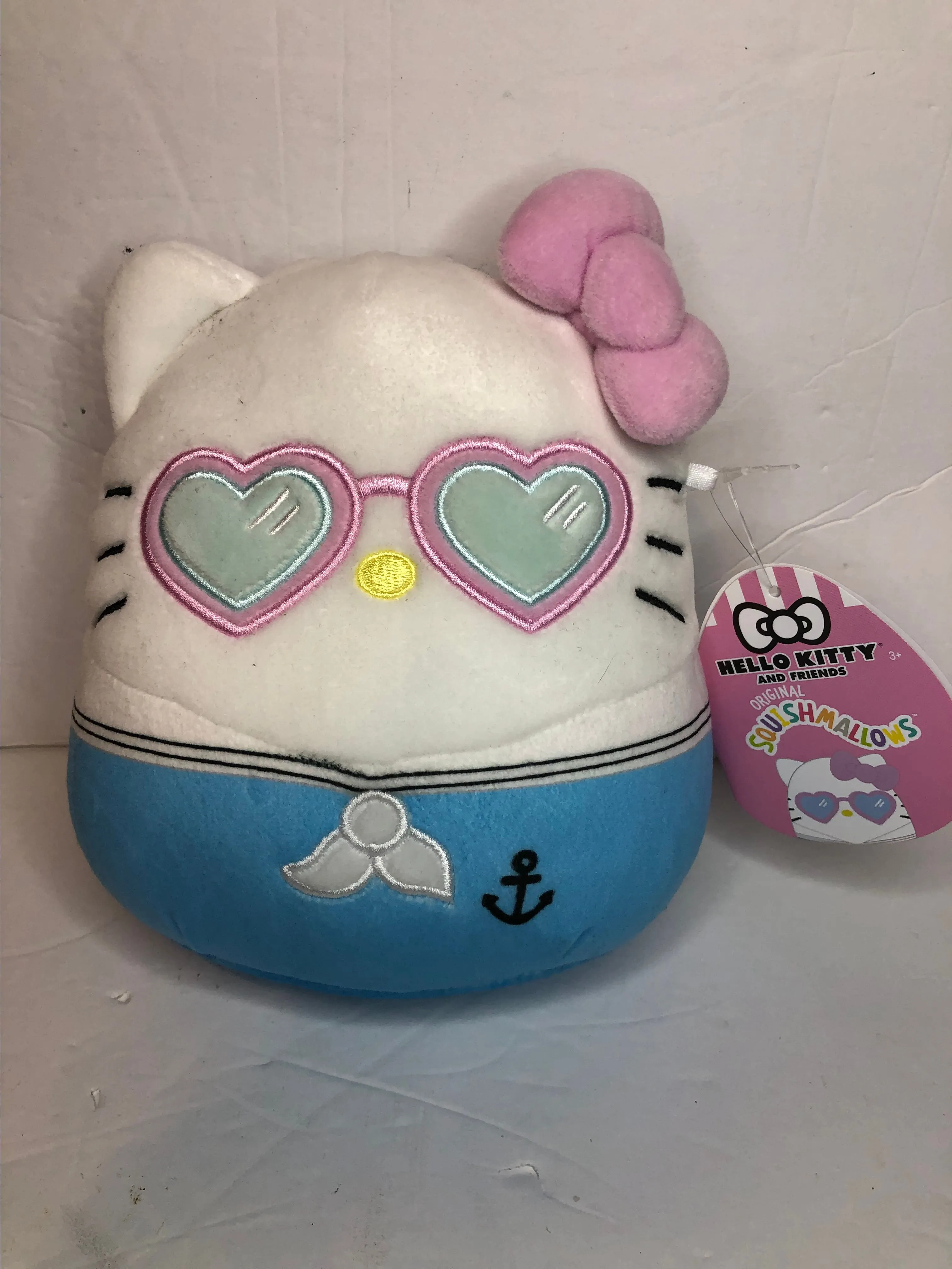 Product image for Squishmallow Hello Kitty Sanrio Sailor with Heart Sunglasses 7" Plush