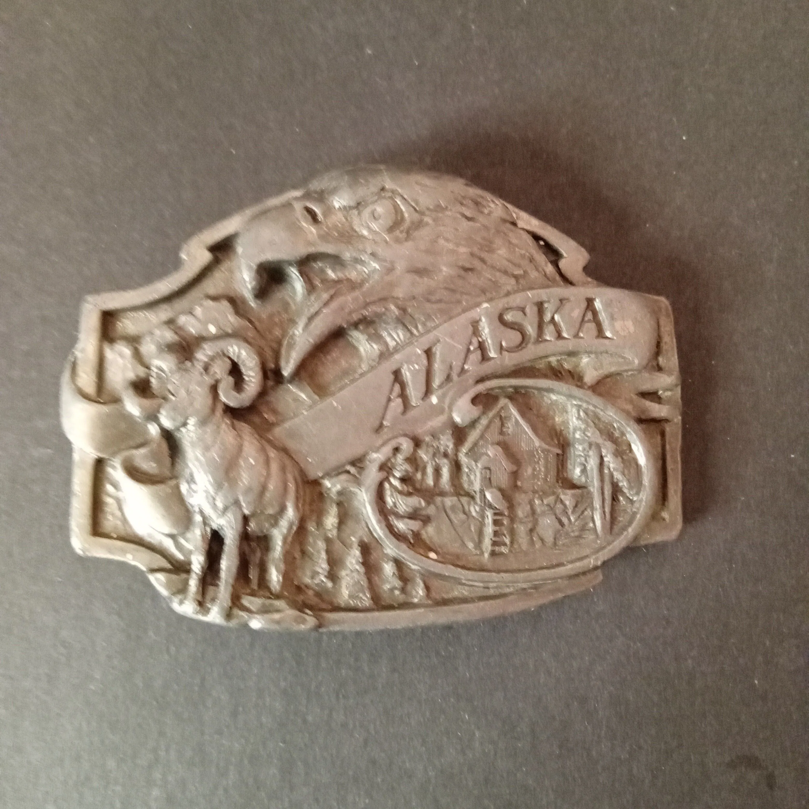 Product image for Alaska Souvenir Belt Buckle Made in USA (Pewter)