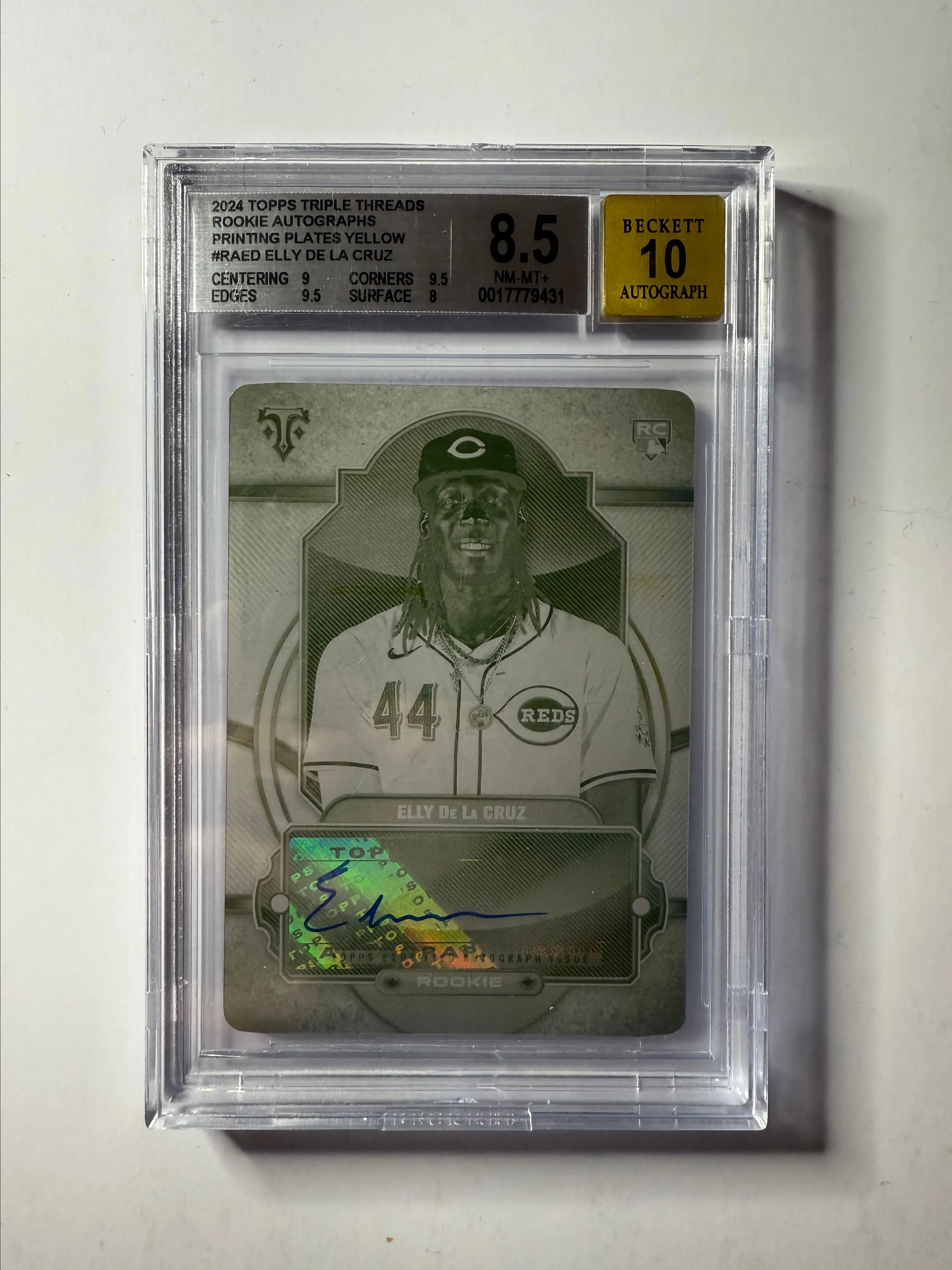 Product image for 2024 Topps Triple Threads Elly De La Cruz Rookie Auto Printing Plate 1/1