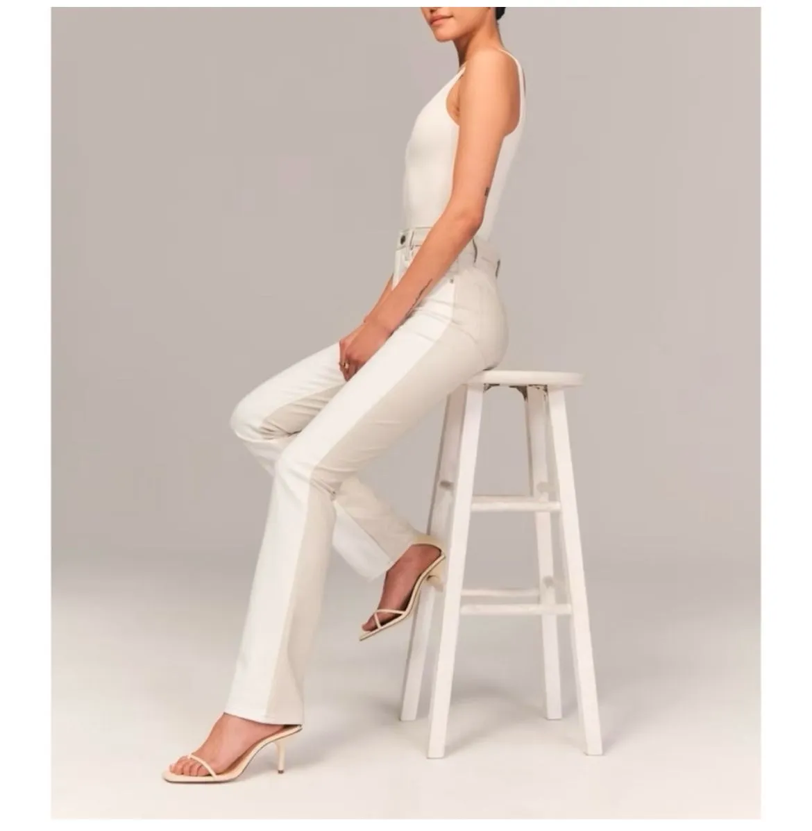 Product image for Abercrombie & Fitch Mixed Fabric Ultra High Rise 90s Slim Straight Jean