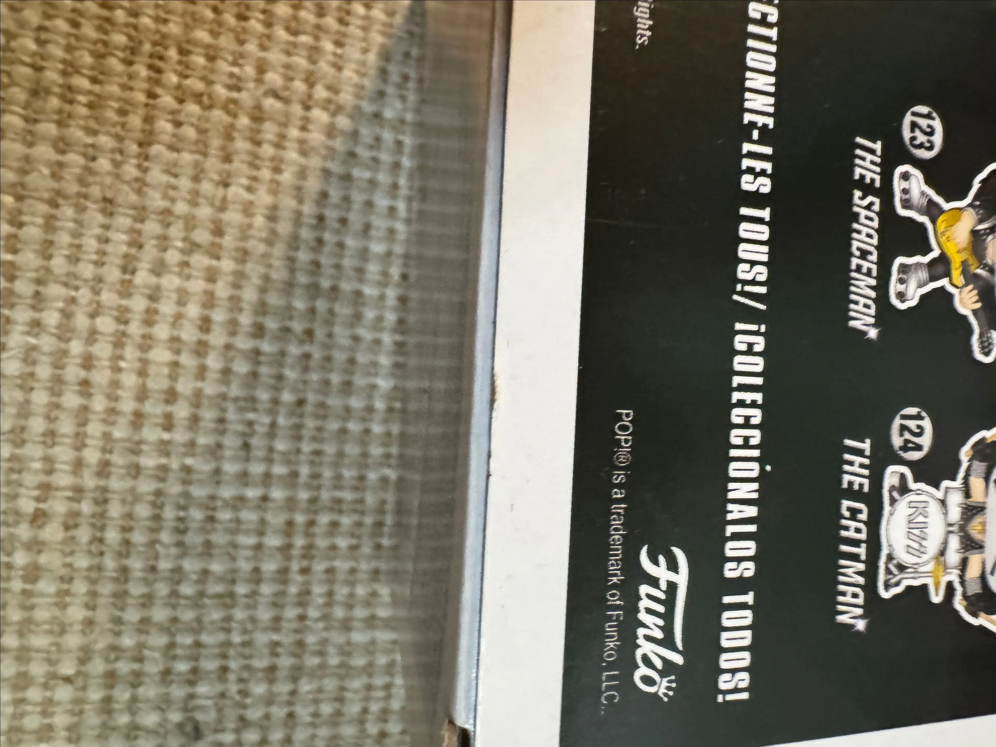 Listing Image Blurred Background