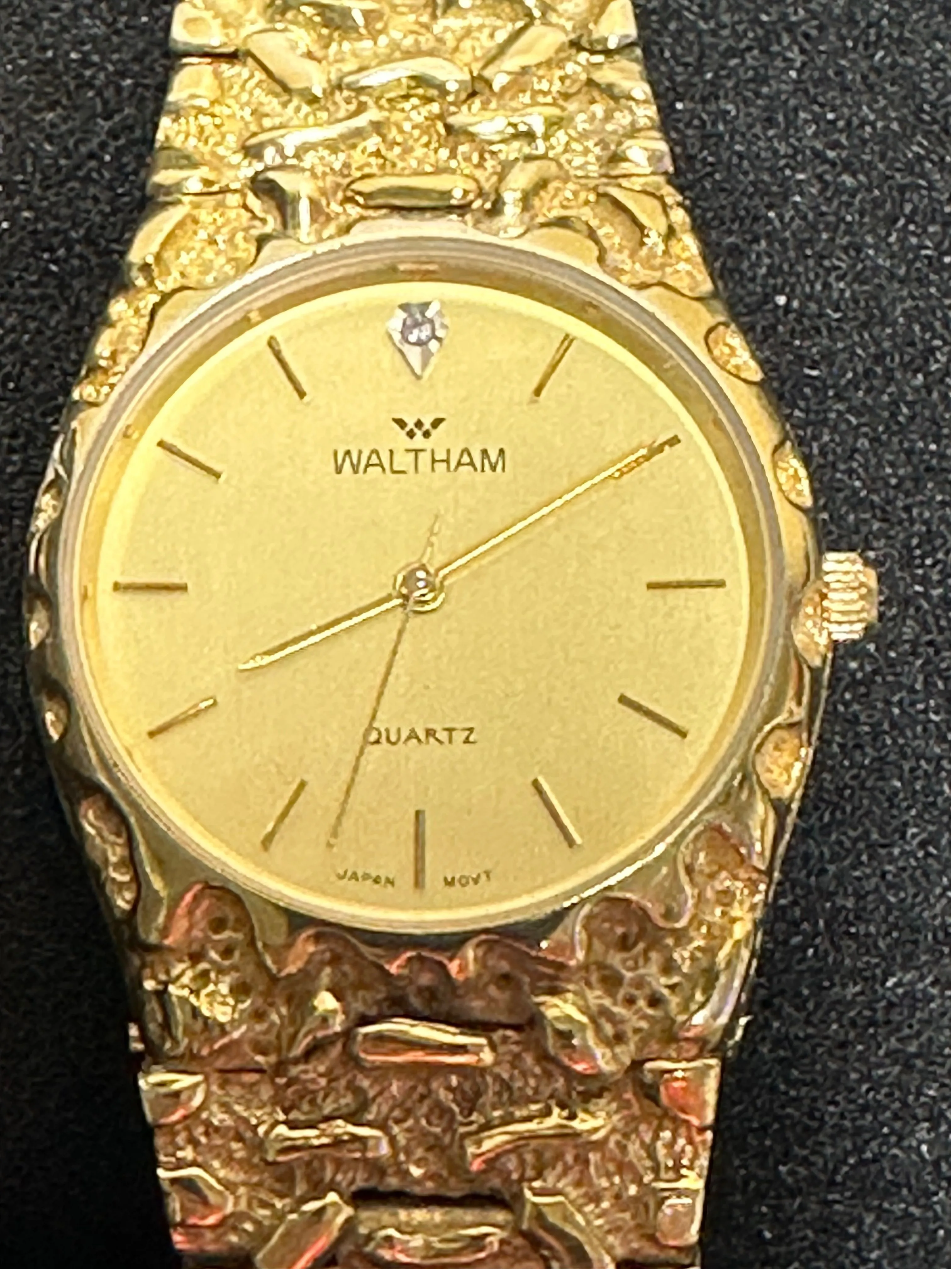 Product image for Men's vintage Waltham diamond quartz