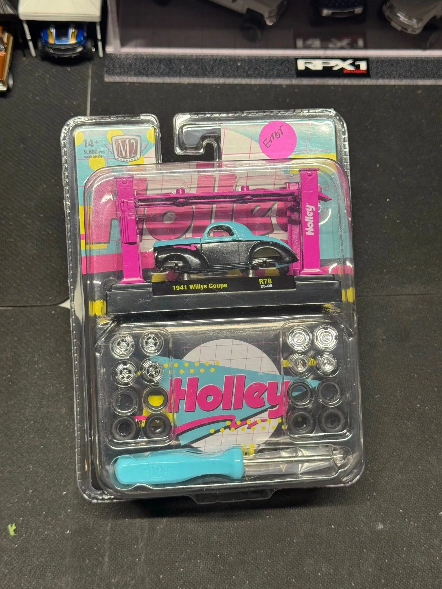 98fab56e-075a-48c9-b233-792b3f2b6a5b