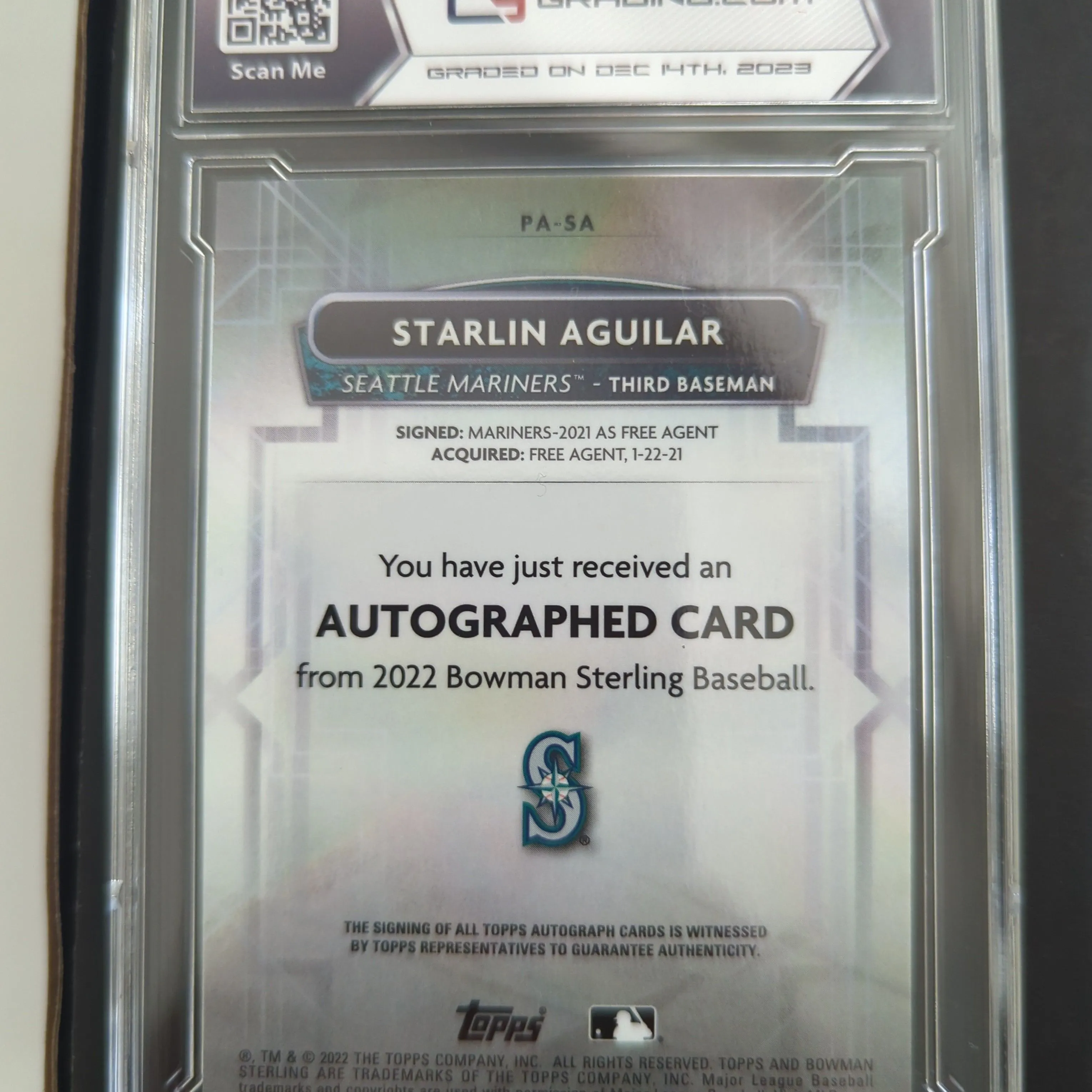 Listing Image Blurred Background