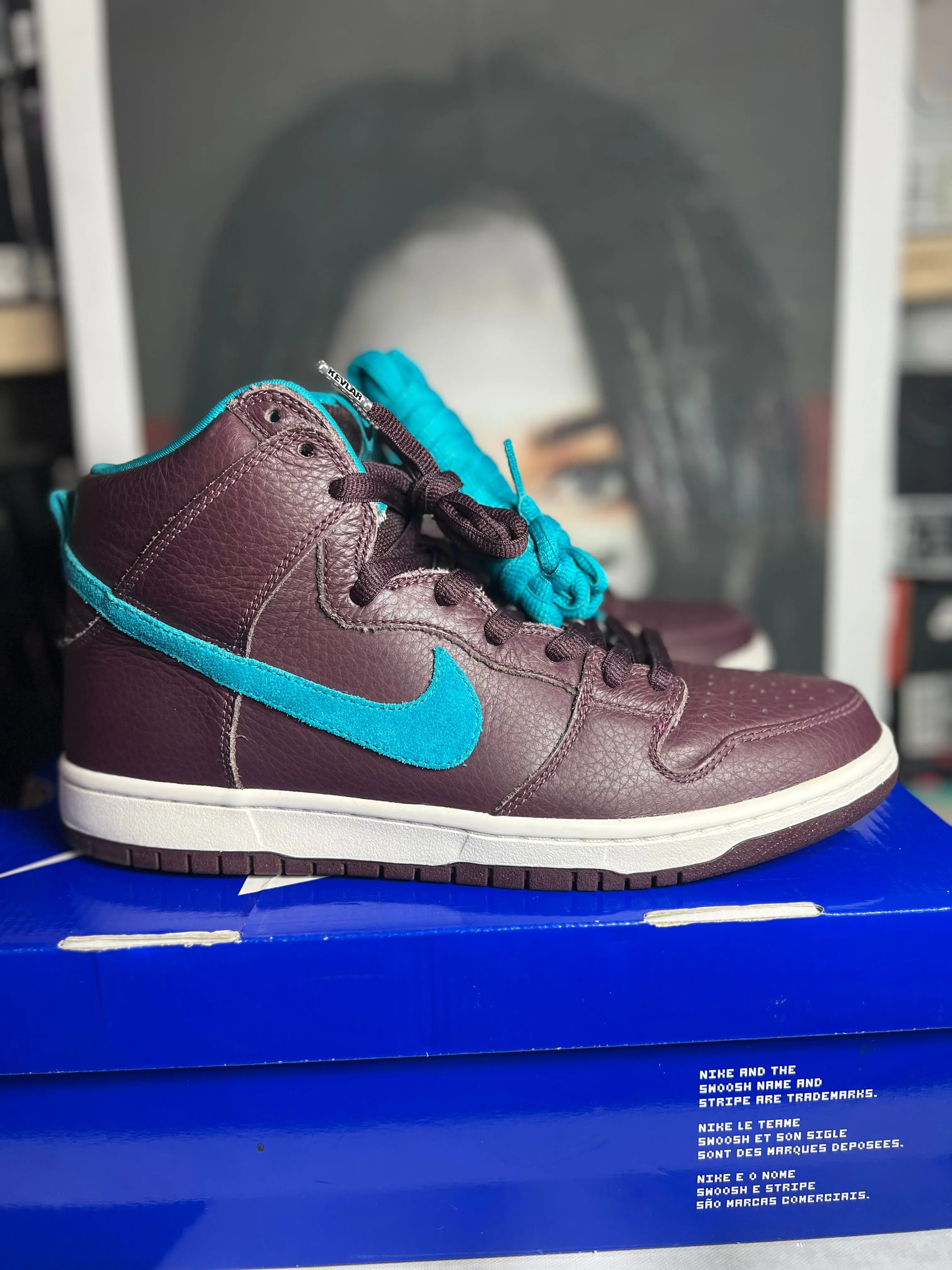 nike sb dunk high burgundy aquamarine