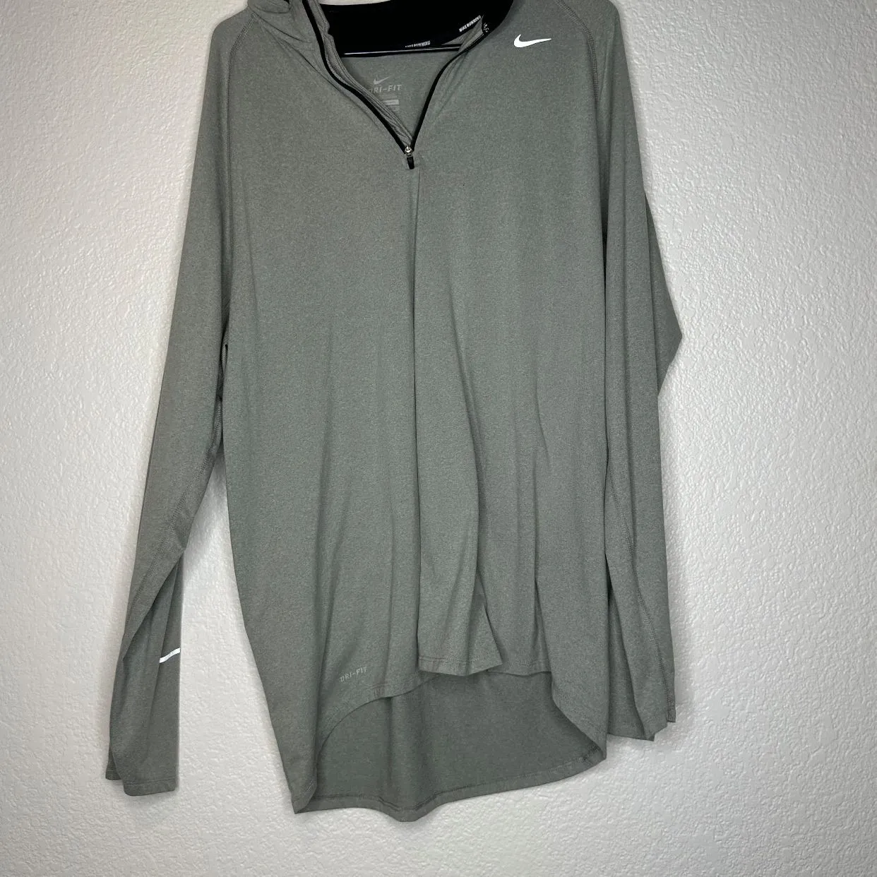Product image for Nike Dri Fit Running Long Sleeve XL