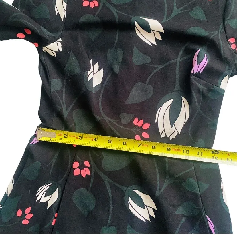 Listing Image Blurred Background
