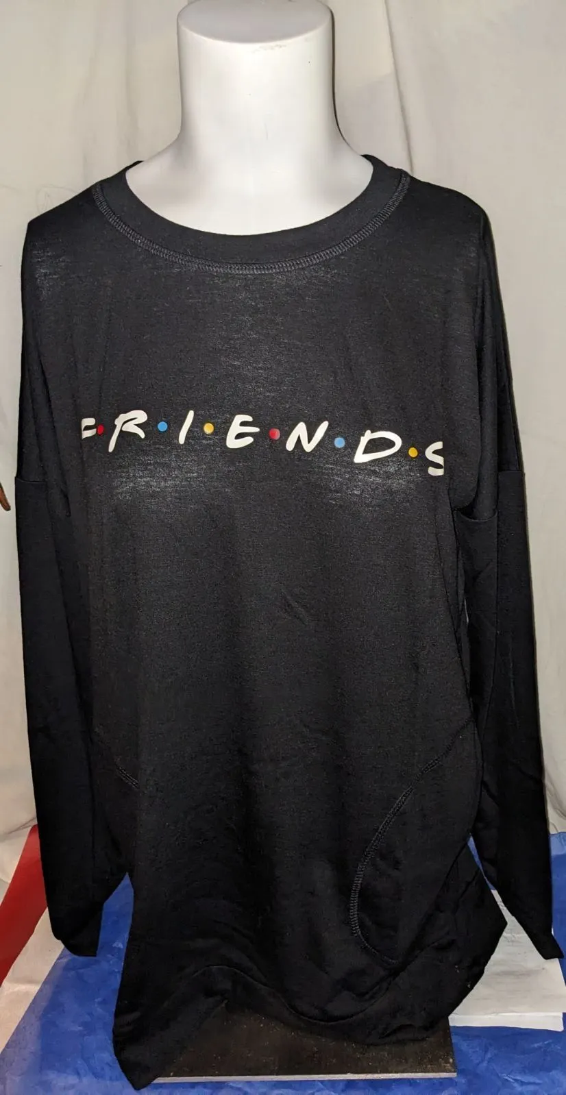 Product image for Friends 3/4 long sleeve black shirt