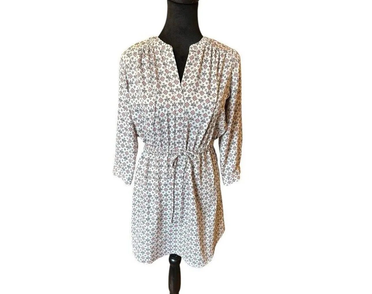 Product image for Loft Women’s White Floral Shirtdress - Size XXSP