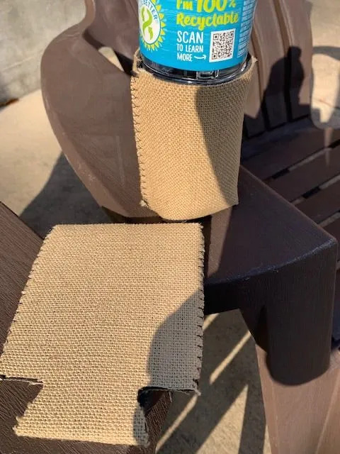Product image for 32 Burlap Neoprene Koozie lot