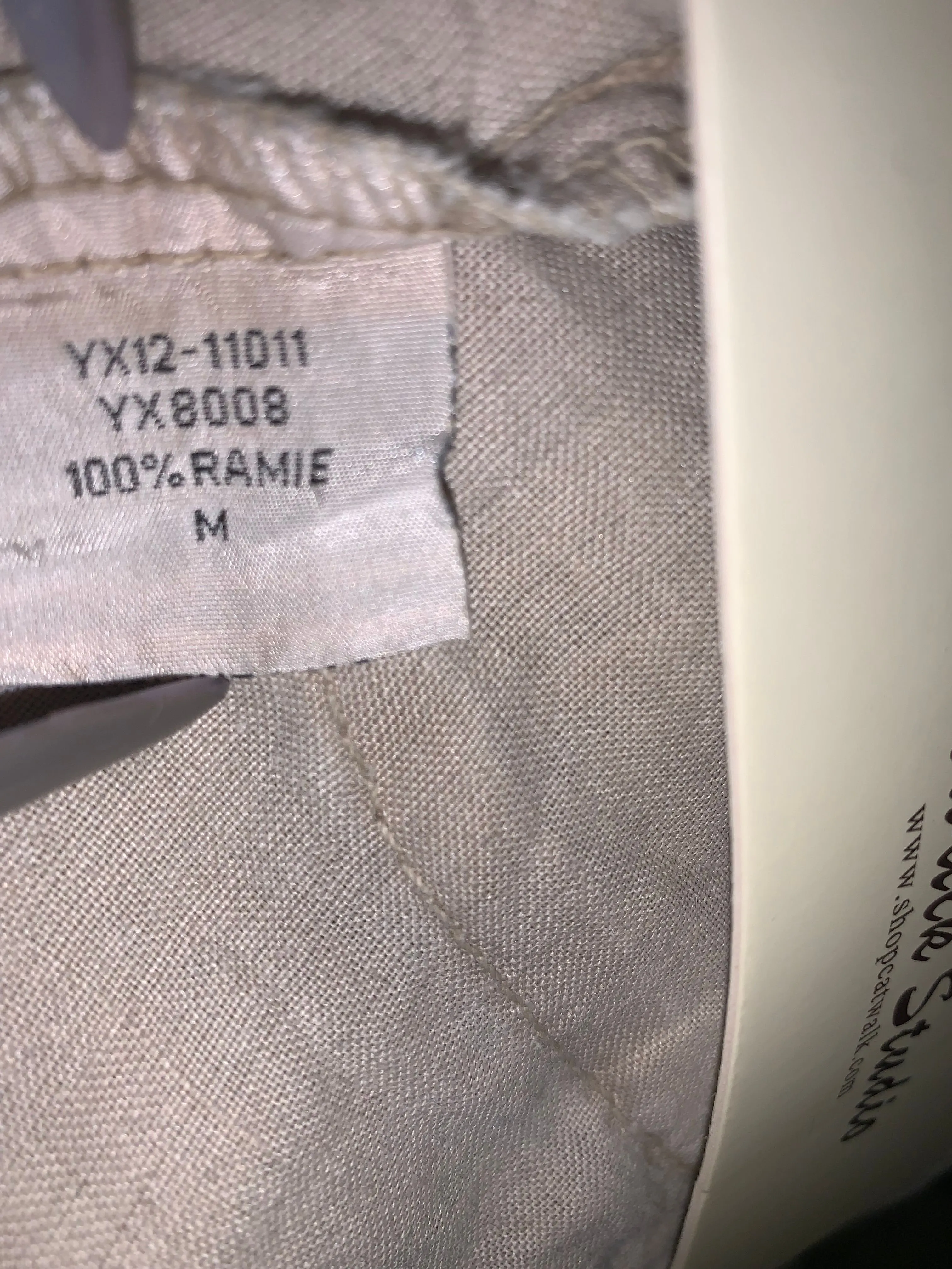 Listing Image Blurred Background