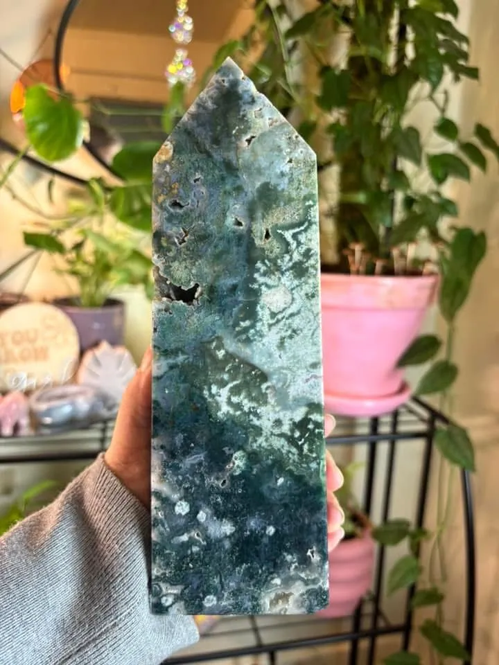 Product image for XL Wide Moss Agate Tower