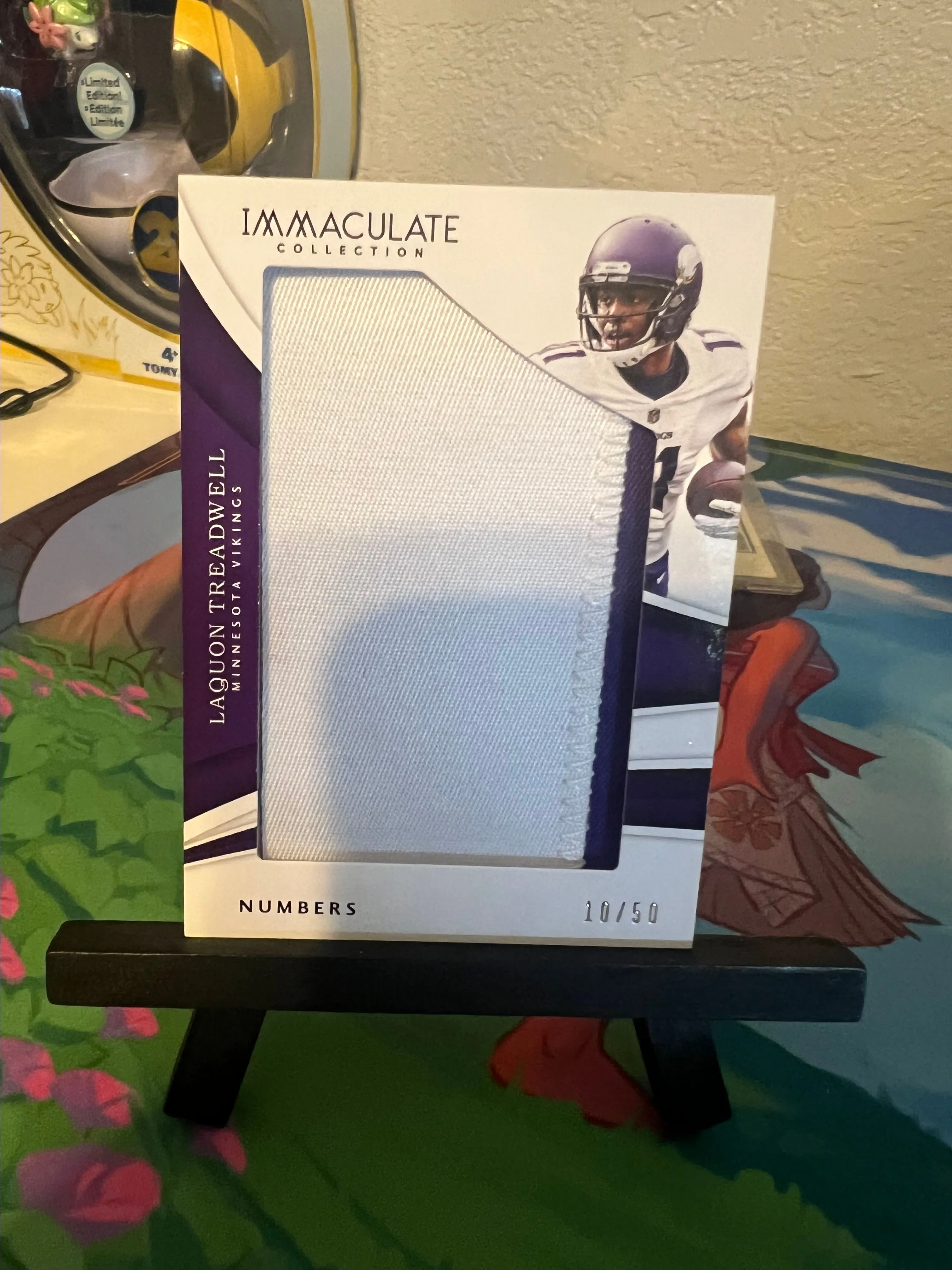 Product image for 2019 Panini Immaculate Laquon Treadwell Jersey Numbered /50