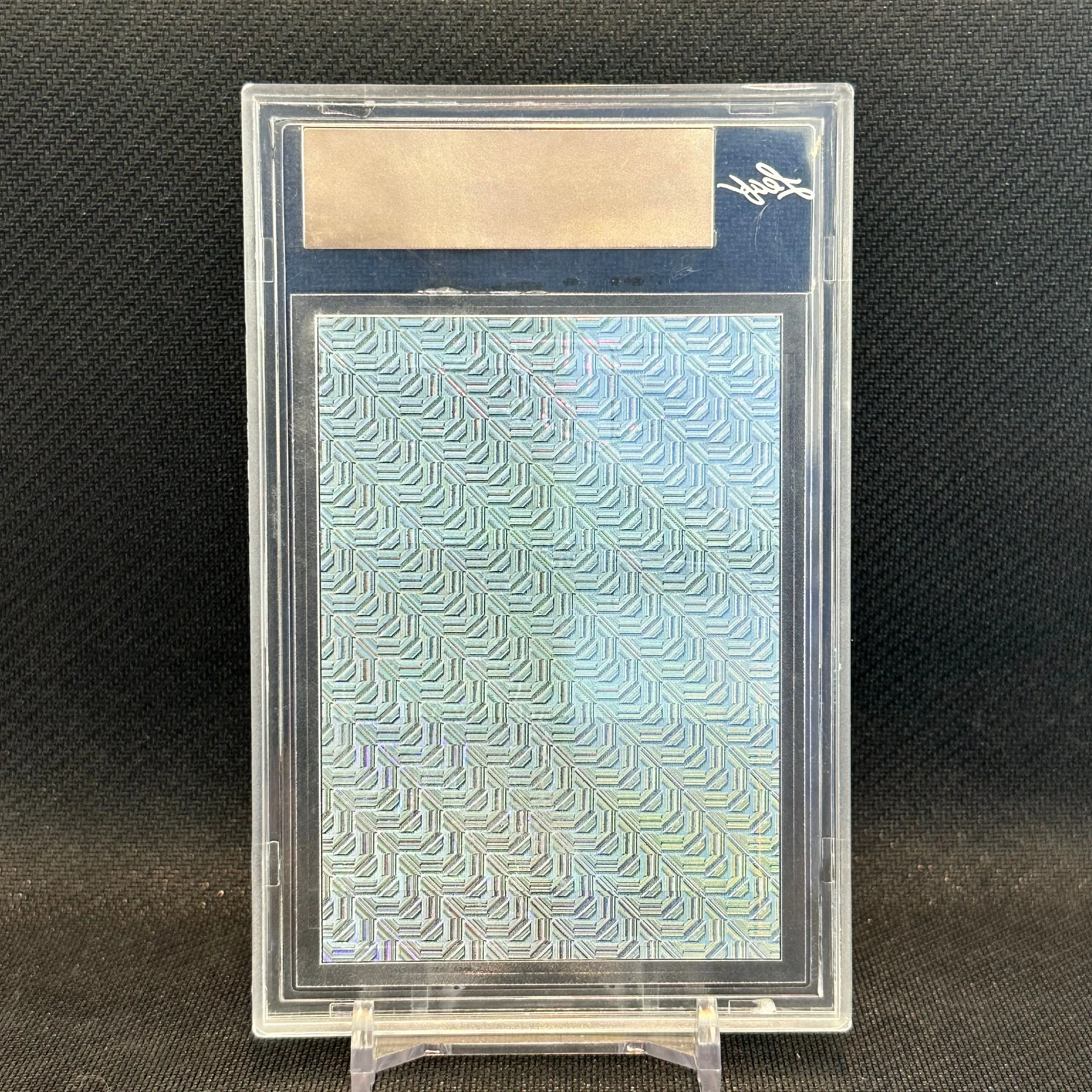 Listing Image Blurred Background