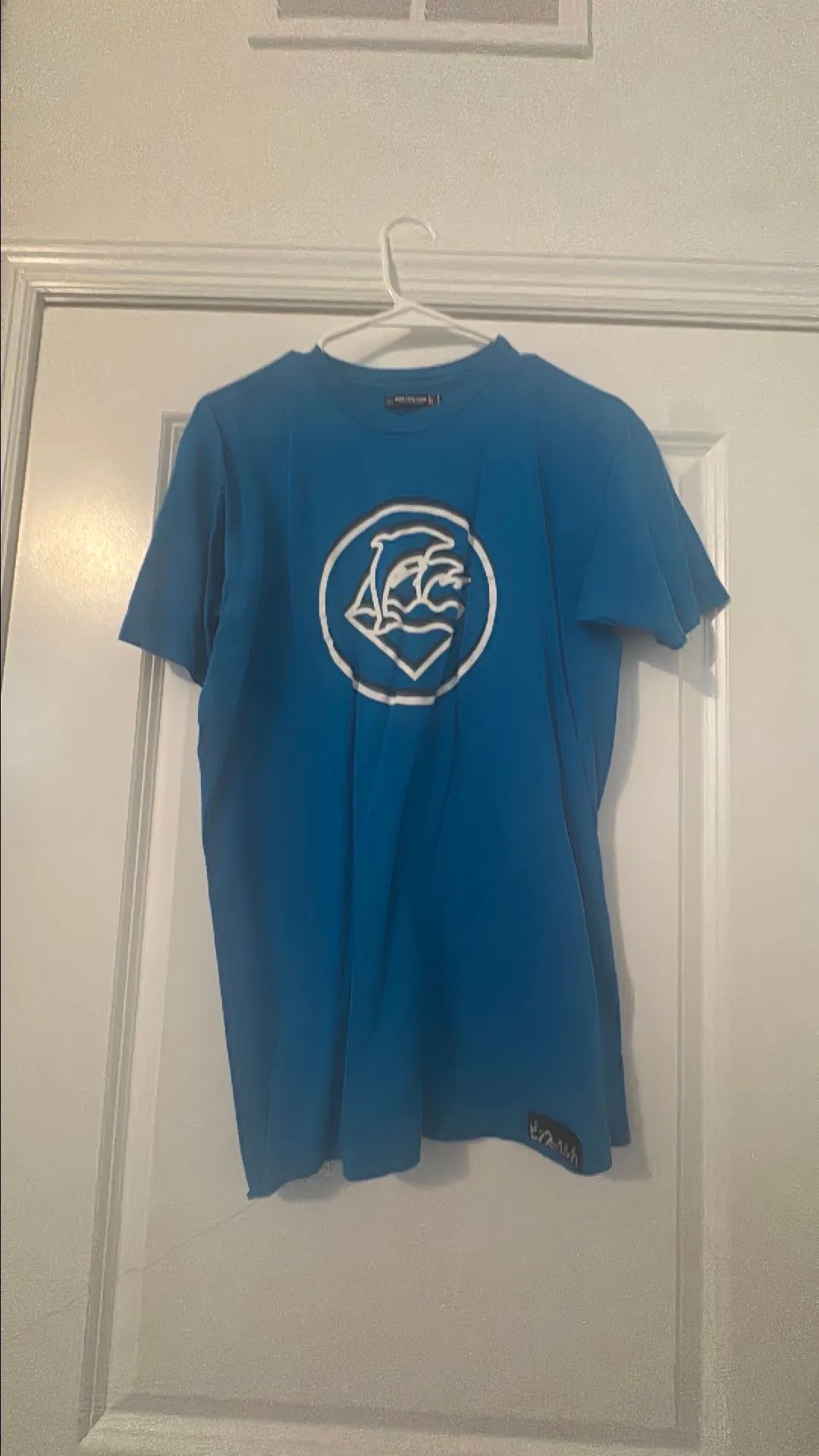 Product image for Dolphin