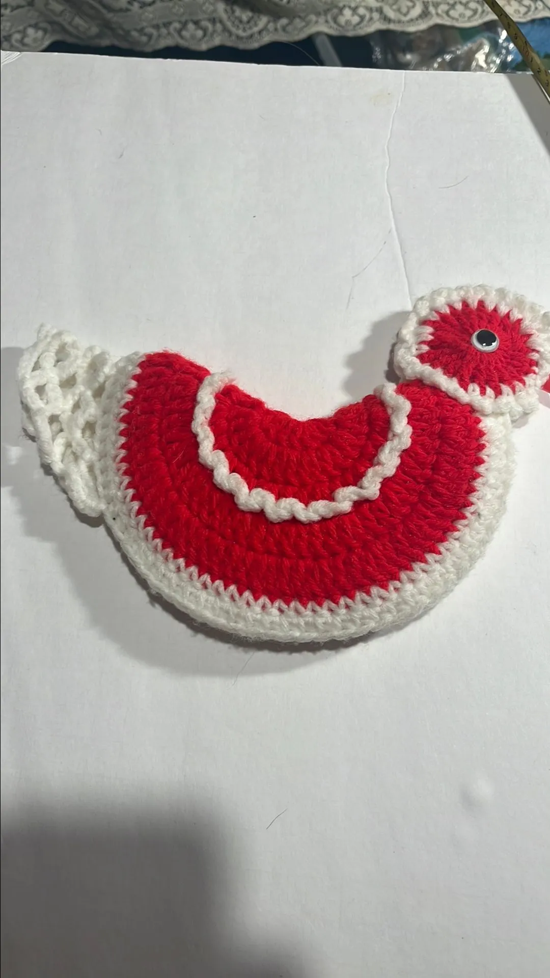 Product image for Crochet chicken red and white