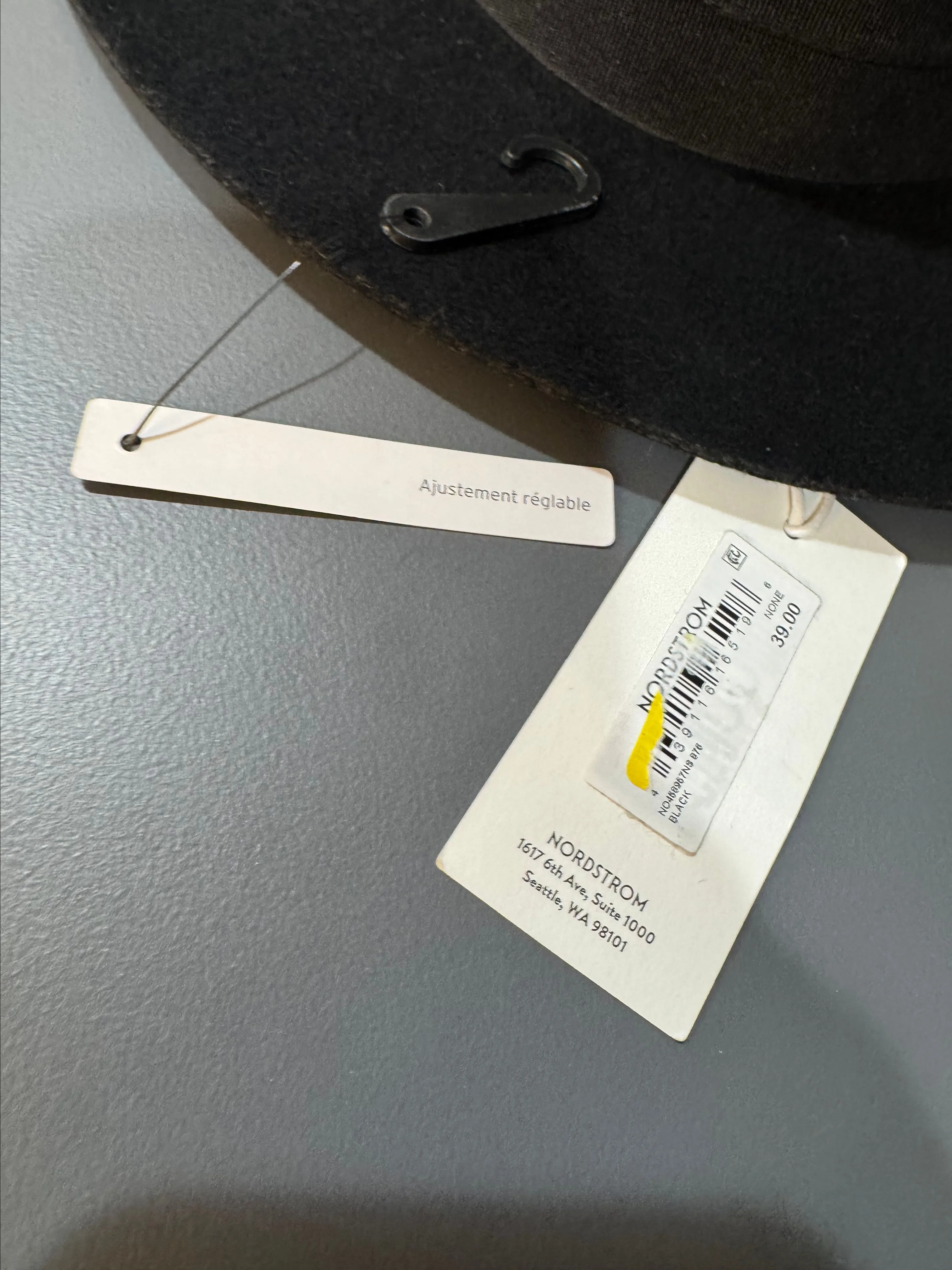 Listing Image Blurred Background