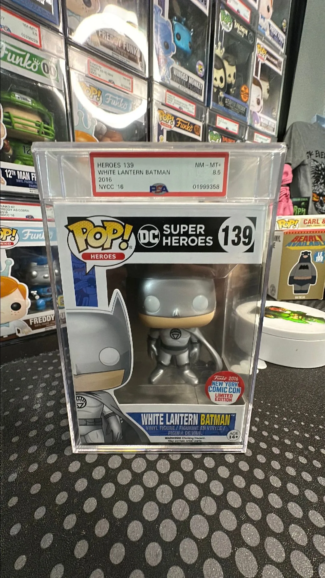 Product image for White Lantern Batman 139 (NYCC)