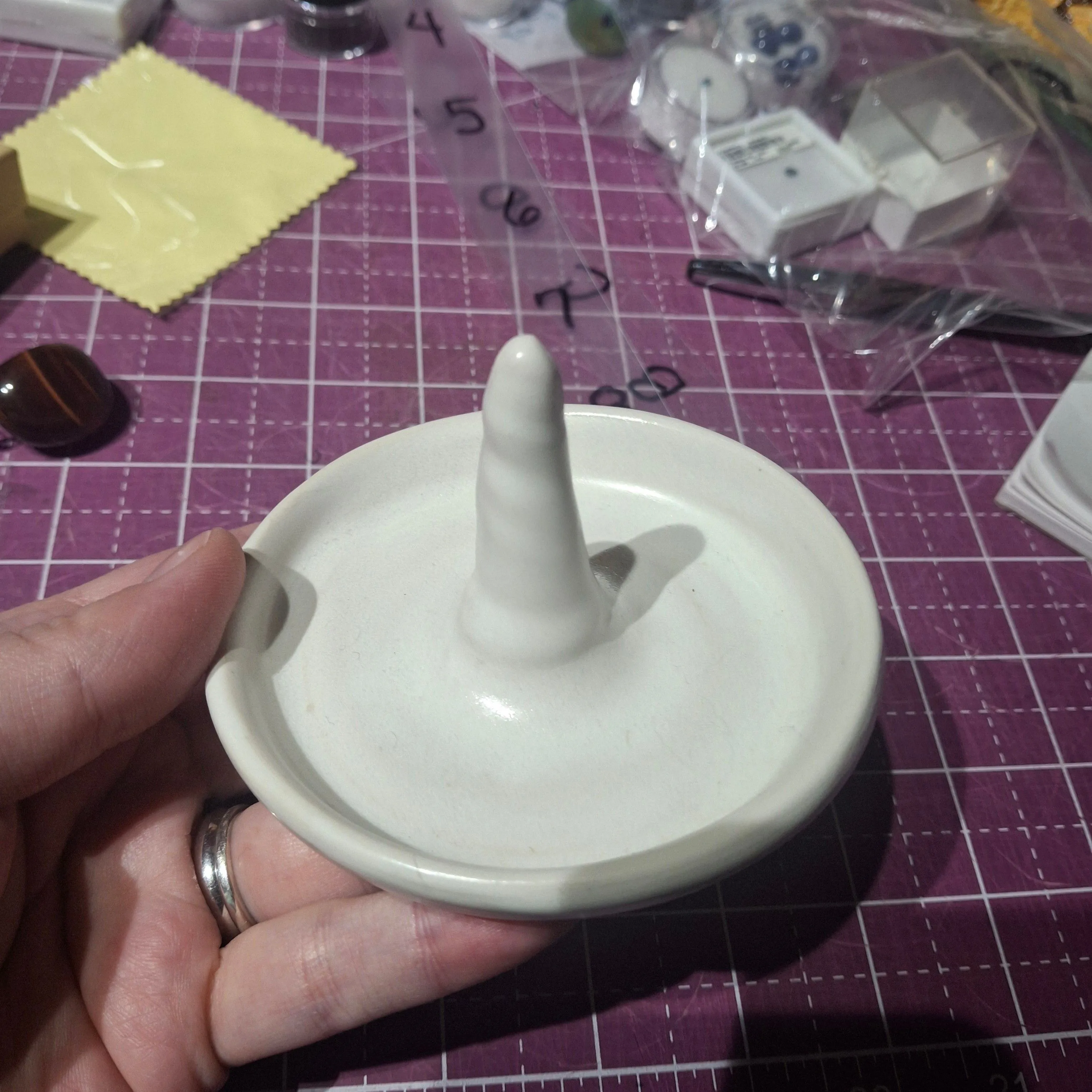 Product image for ring holder