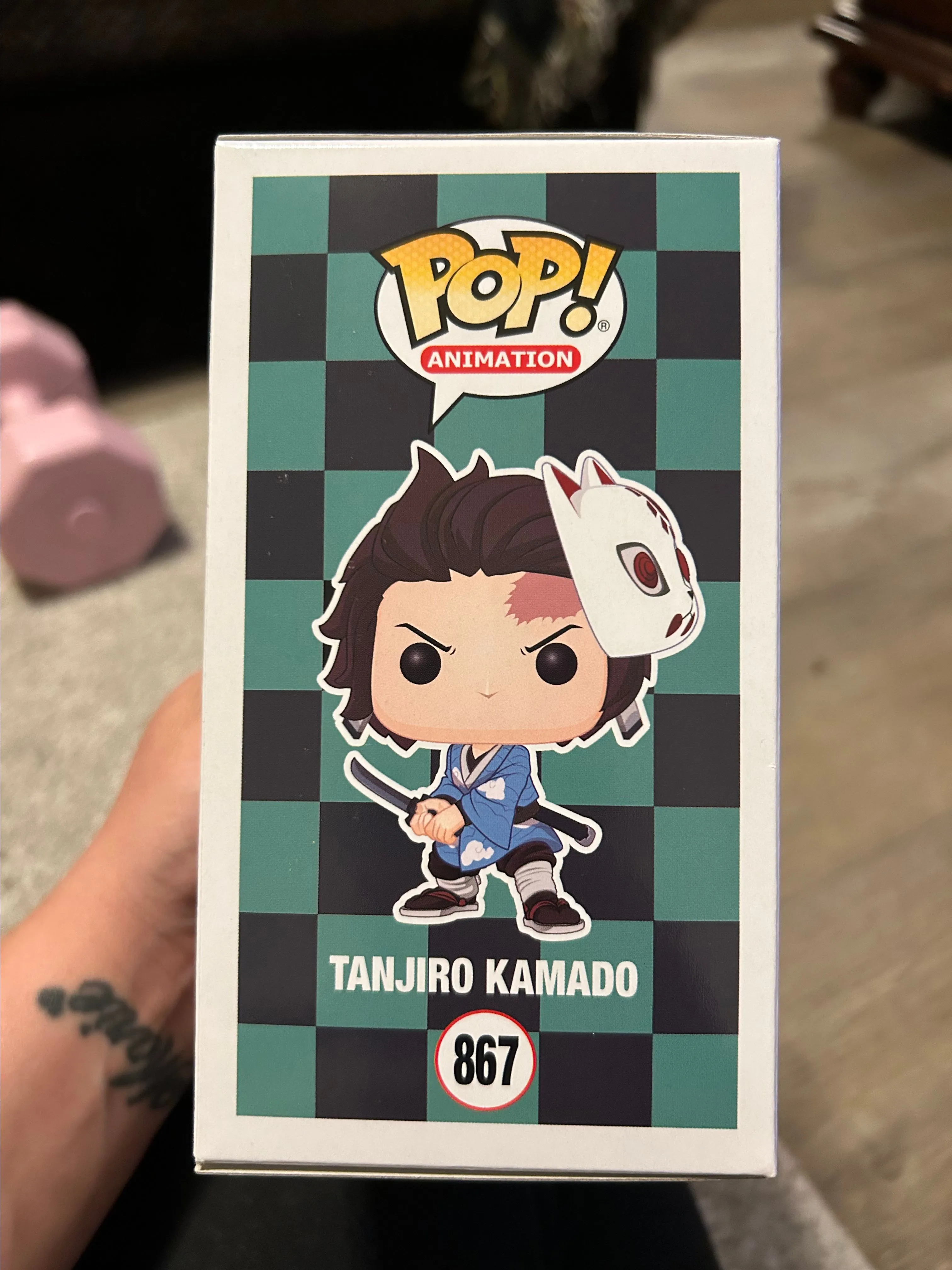 Listing Image Blurred Background