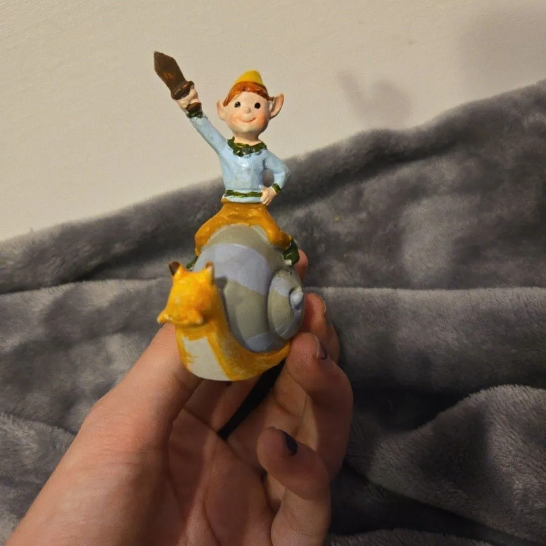 Product image for elf riding snail