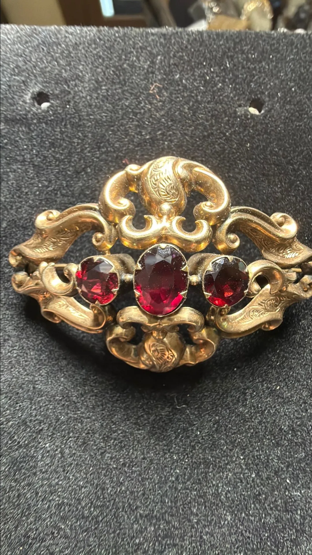 Product image for Gold filled garnet brooch