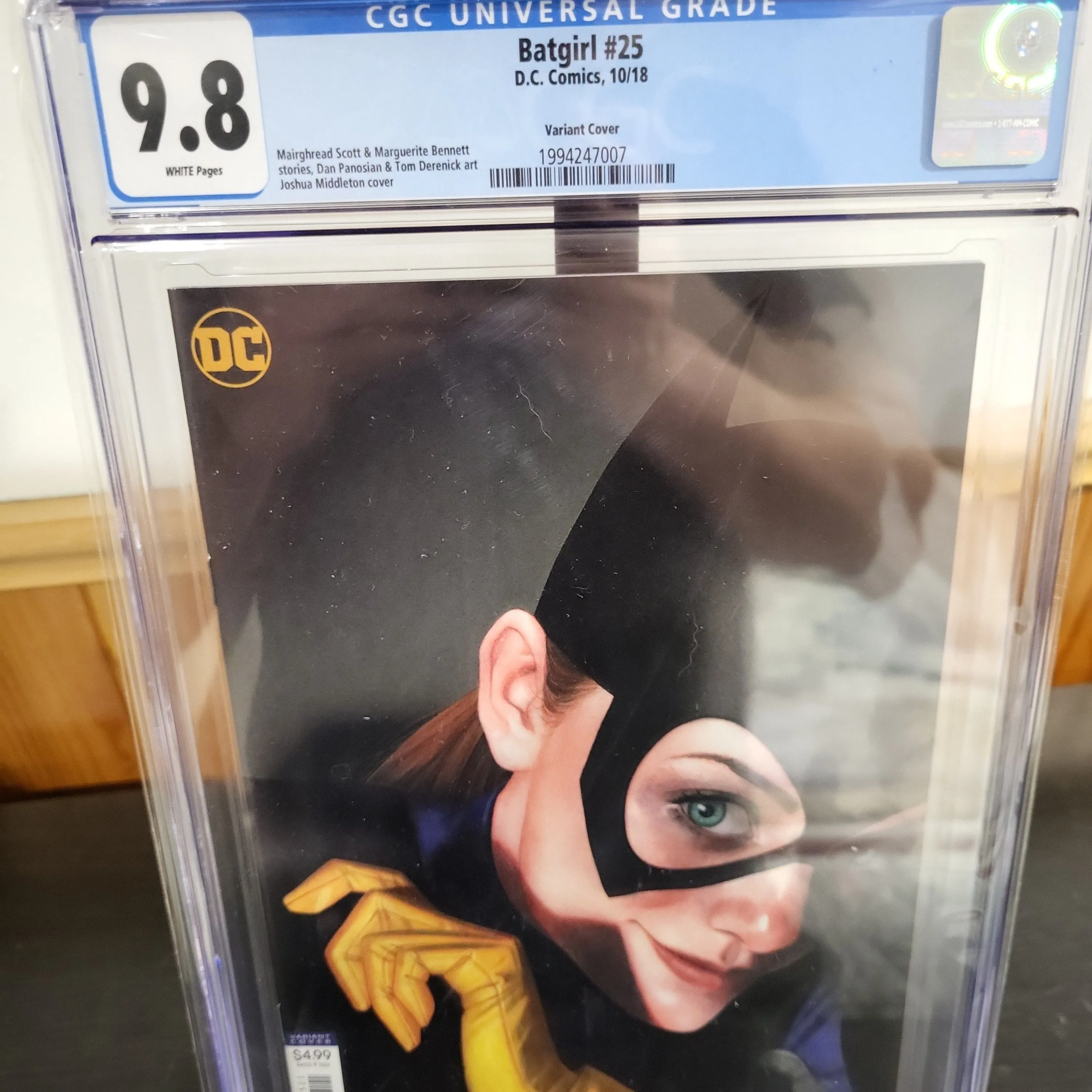 Product image for Batgirl 25 Variant Cover CGC 9.8 2018