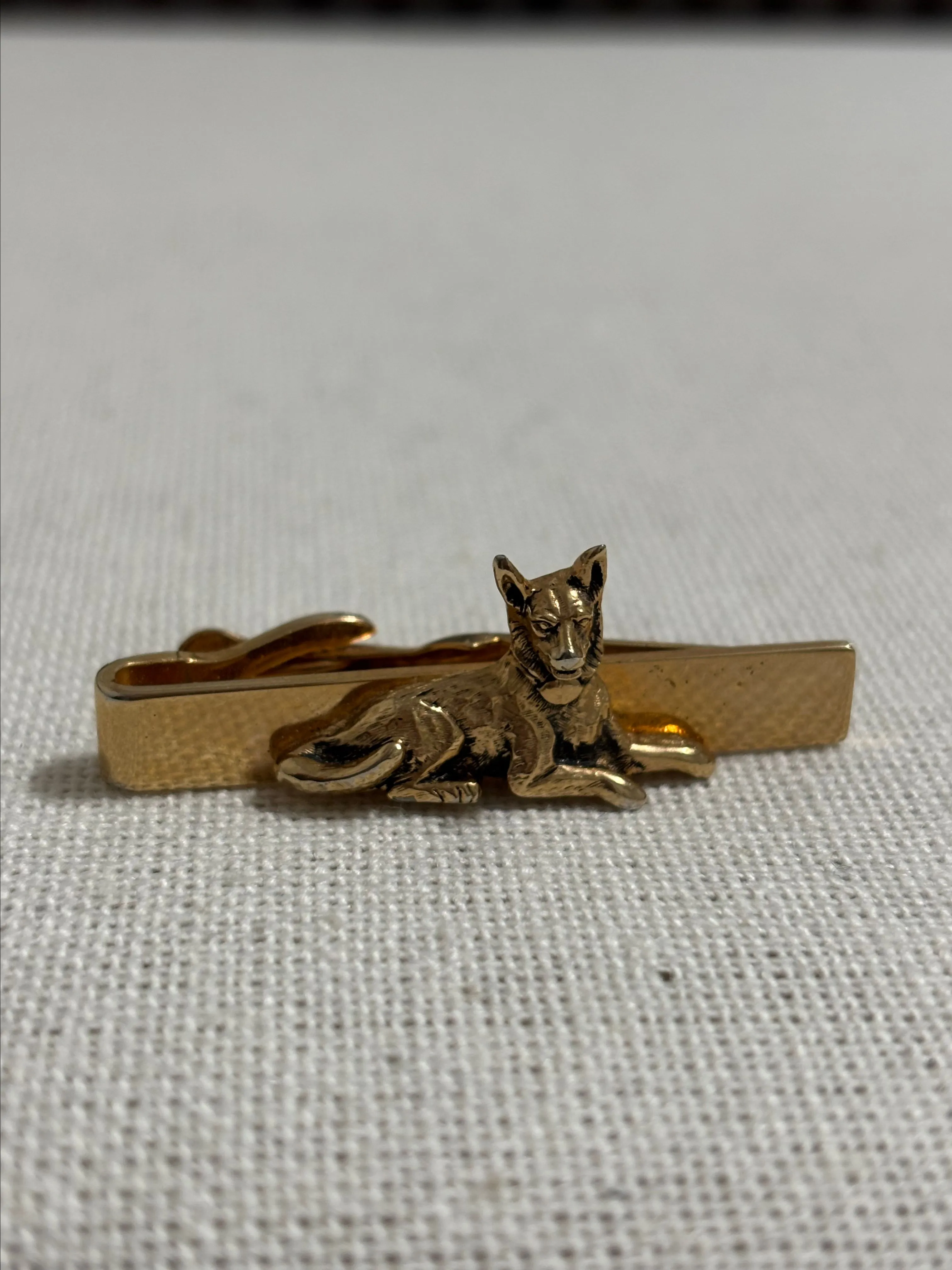 Product image for 21. Swank German Shepherd Tie Clip Goldtone