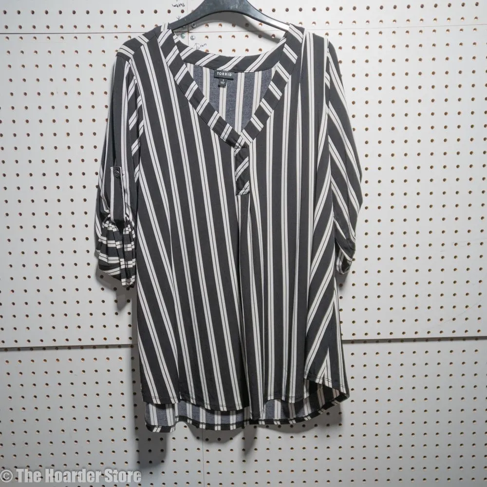 Product image for Torrid Shirt Womens 1 Black Striped Comfort Plus Size Stretch 1X