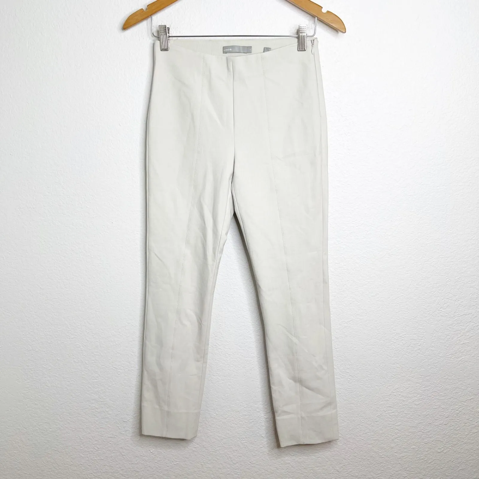 9e110799-5b7d-4bdd-8b44-3d7da3bc3d75